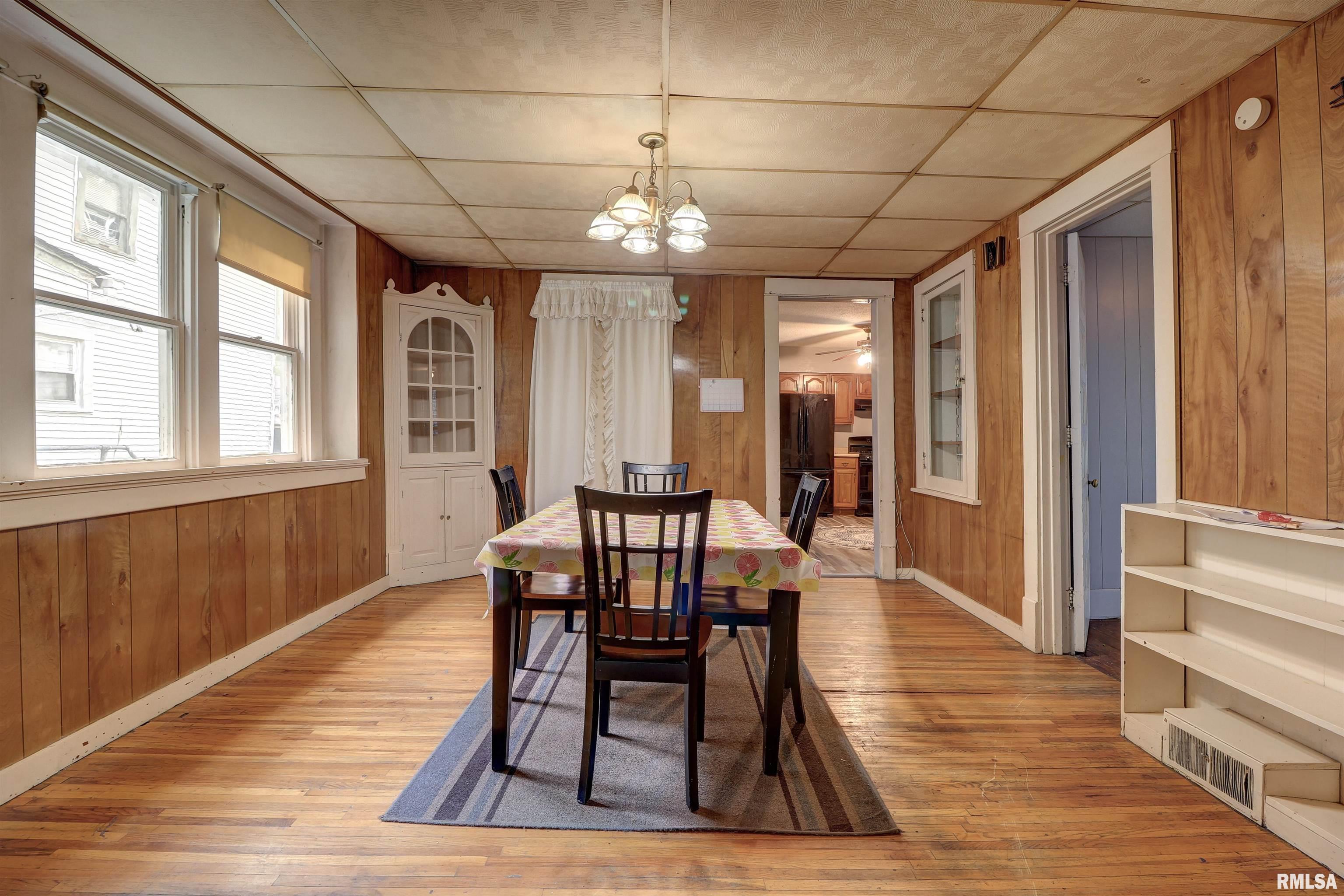 627 5th Avenue South, Clinton, Iowa image 4