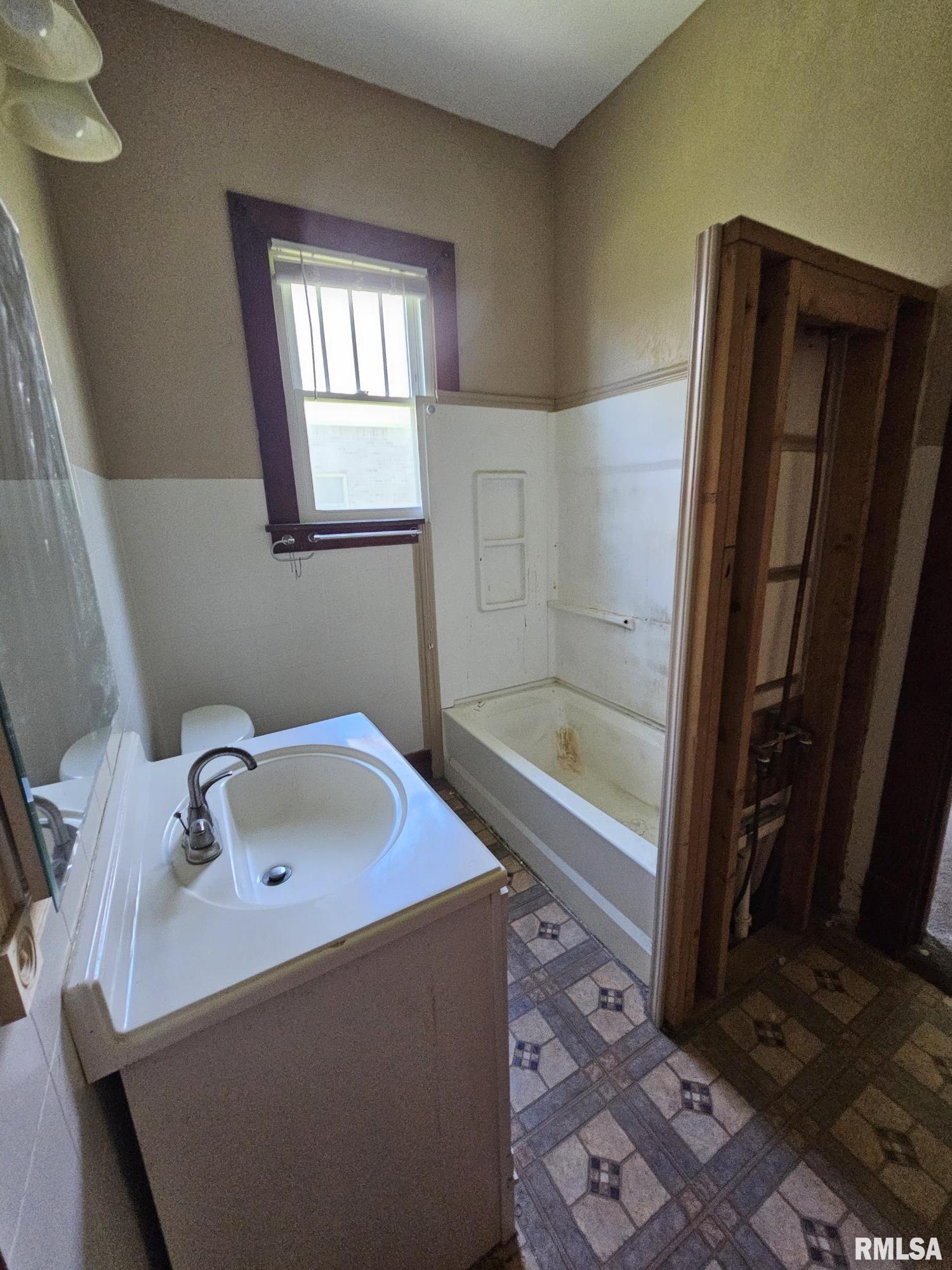 216 W Church Street, Palmyra, Missouri image 13