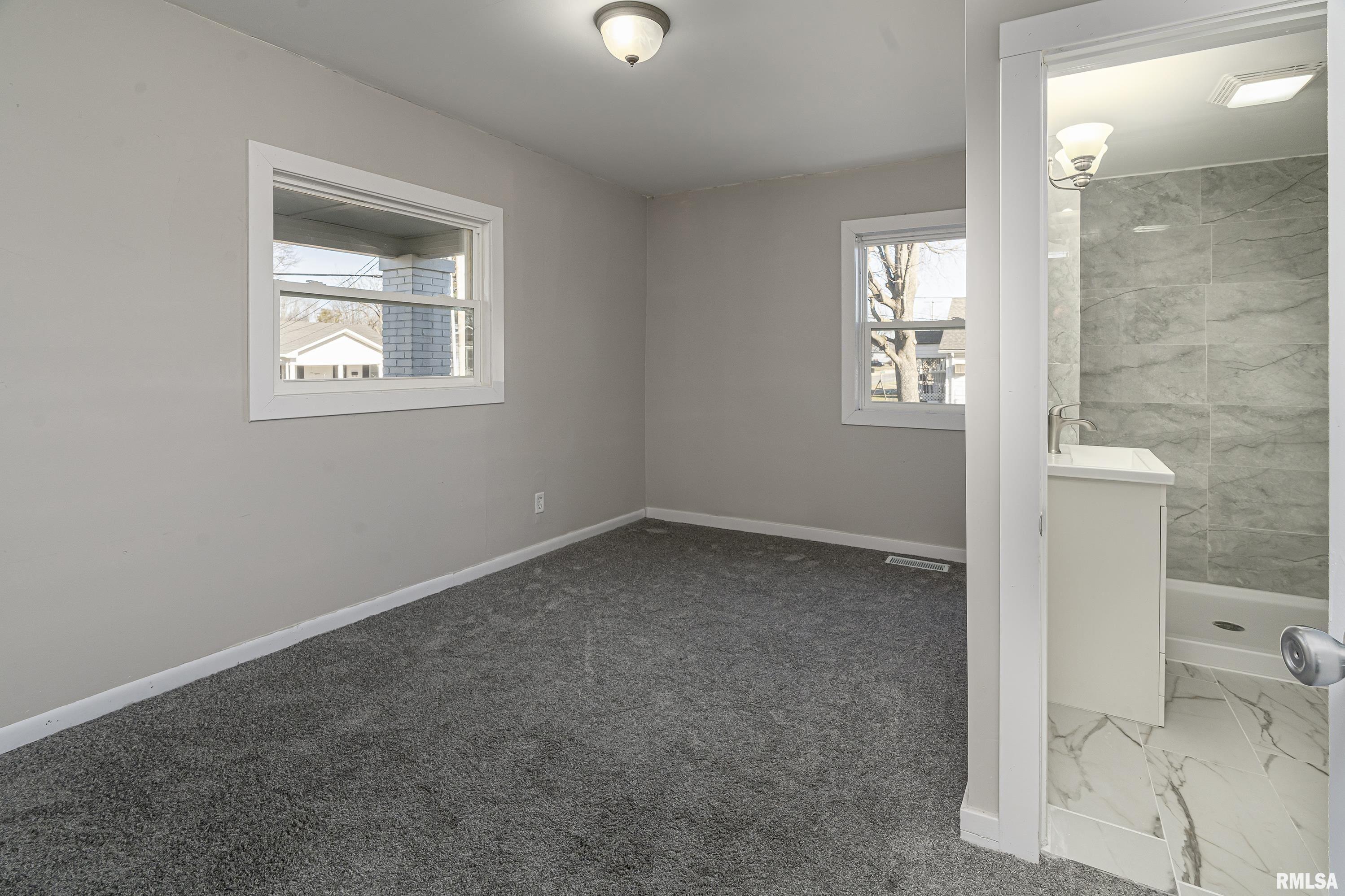 913 N State Street, Marion, Illinois image 18