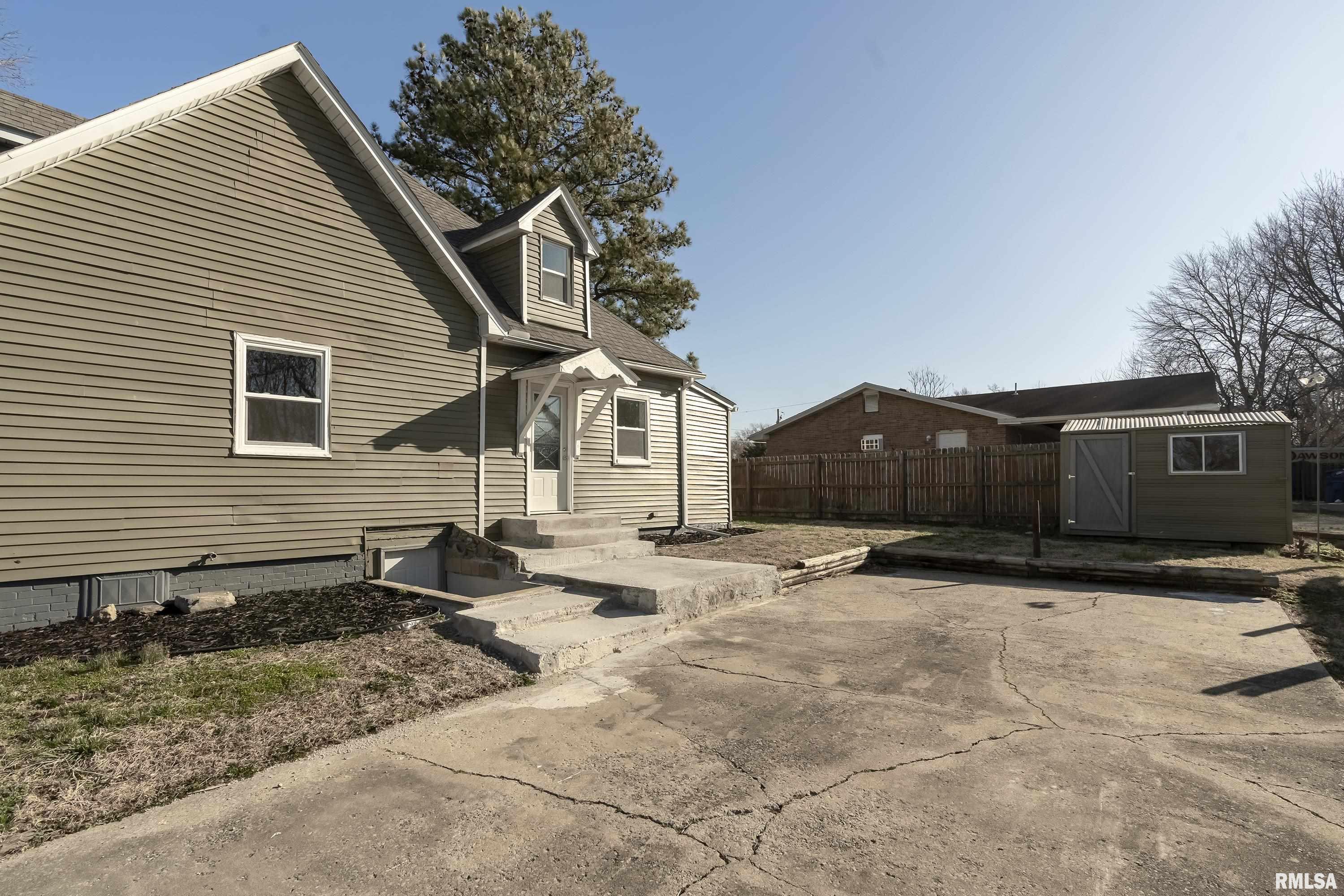 913 N State Street, Marion, Illinois image 5