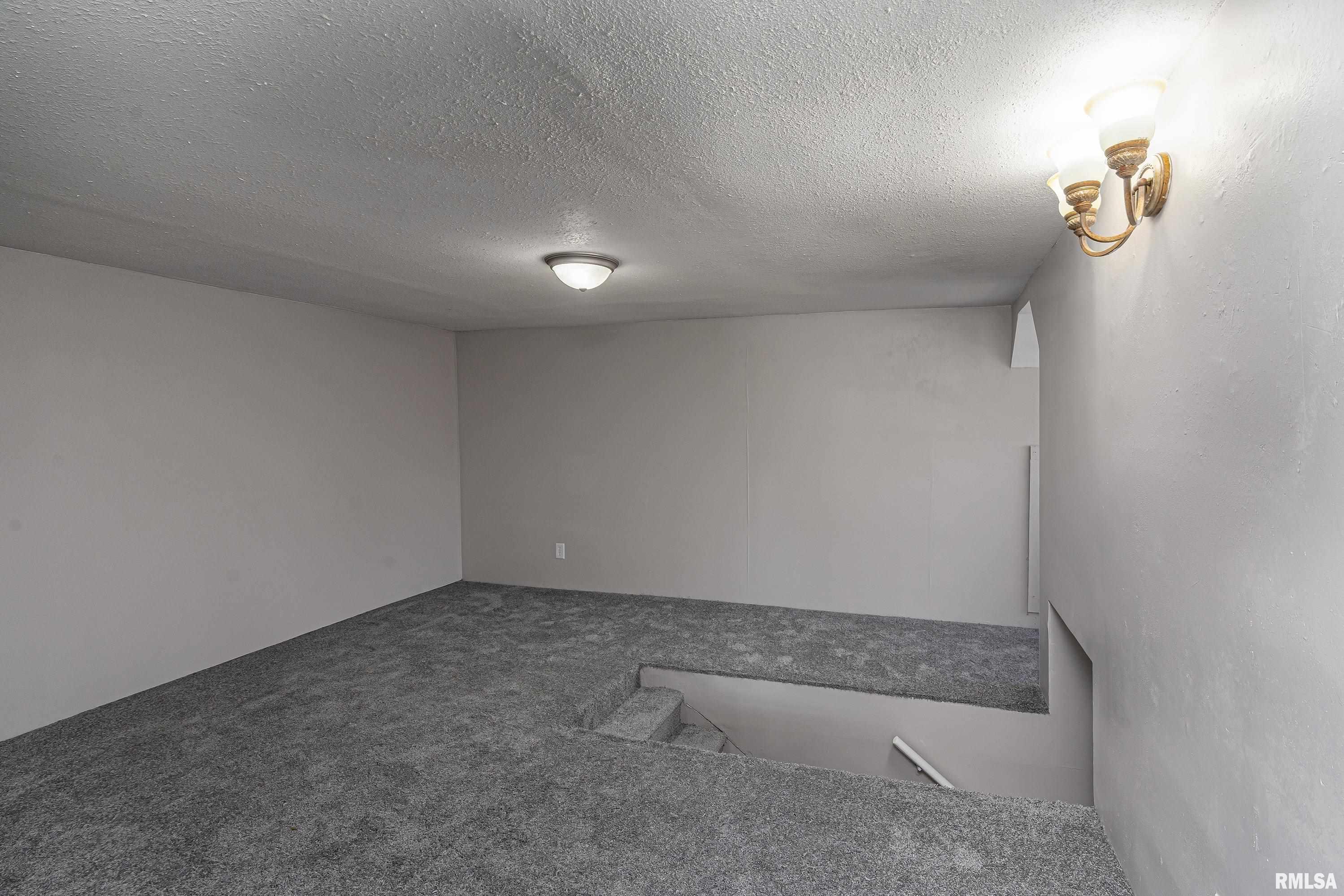 913 N State Street, Marion, Illinois image 33