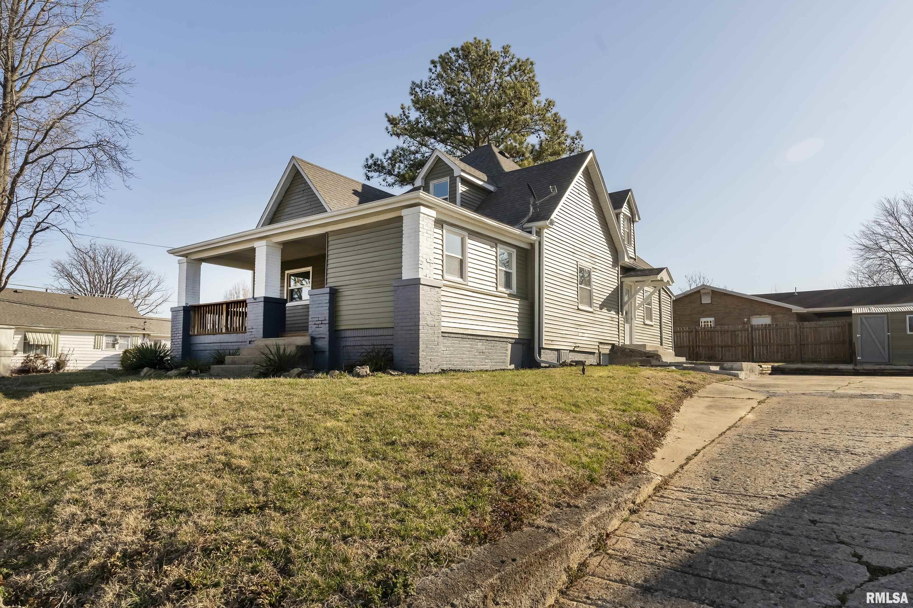 913 N State Street, Marion, Illinois image 4