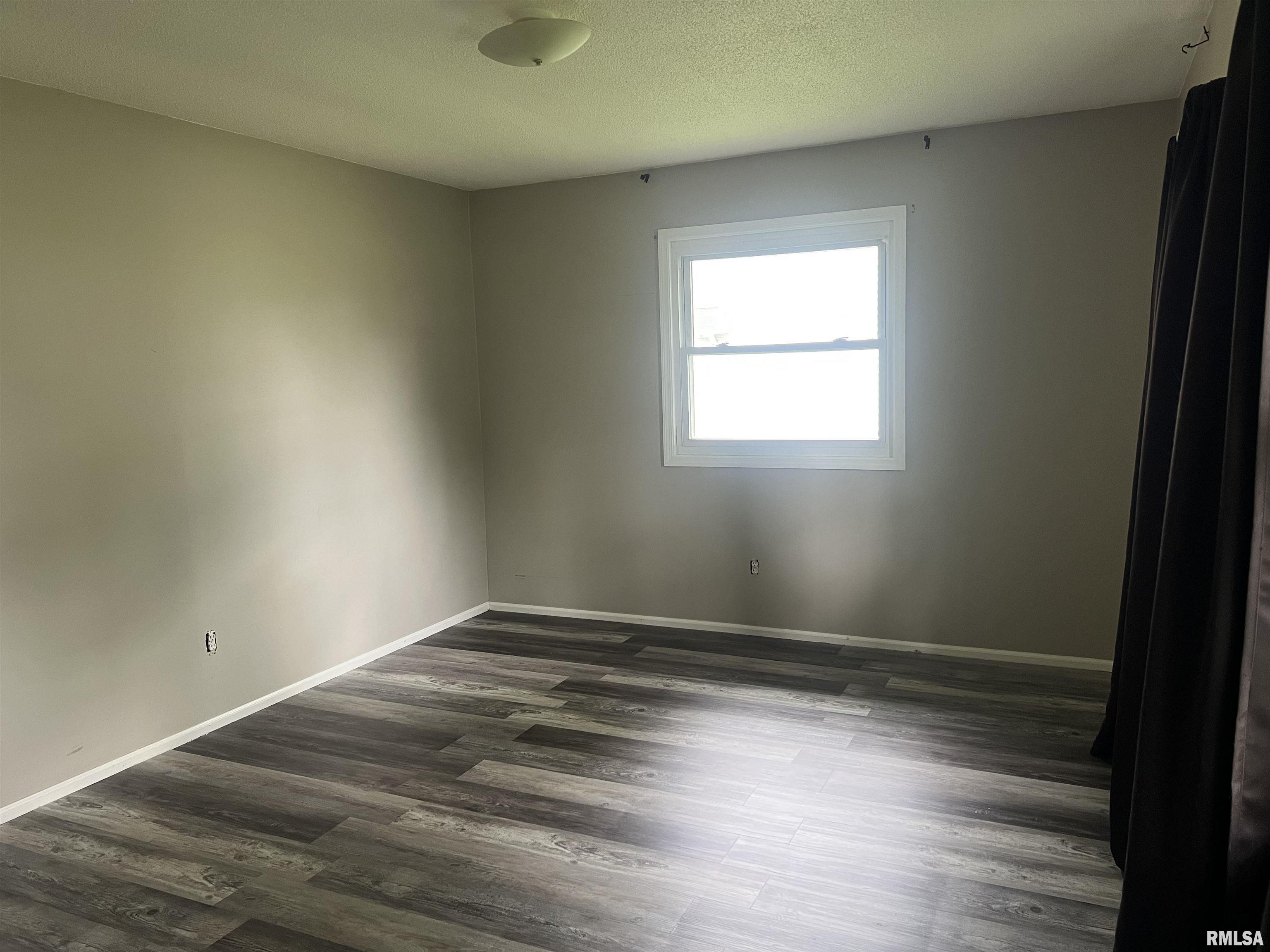216 Brookside Drive, Jacksonville, Illinois image 15