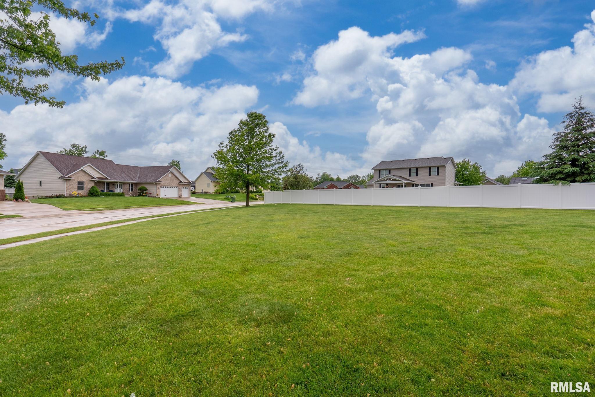 22 Jacob Drive, Eldridge, Iowa image 44