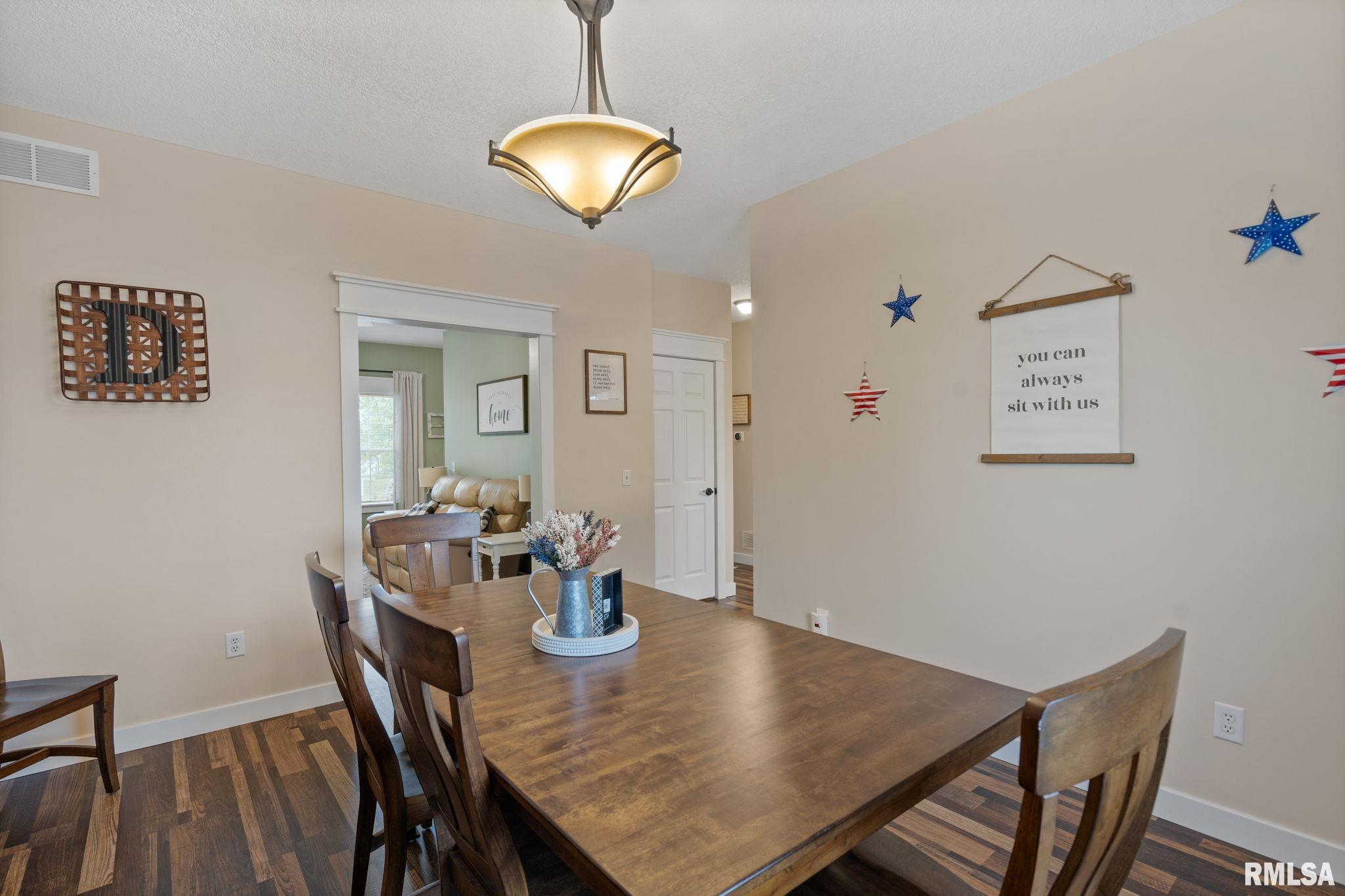 22 Jacob Drive, Eldridge, Iowa image 12