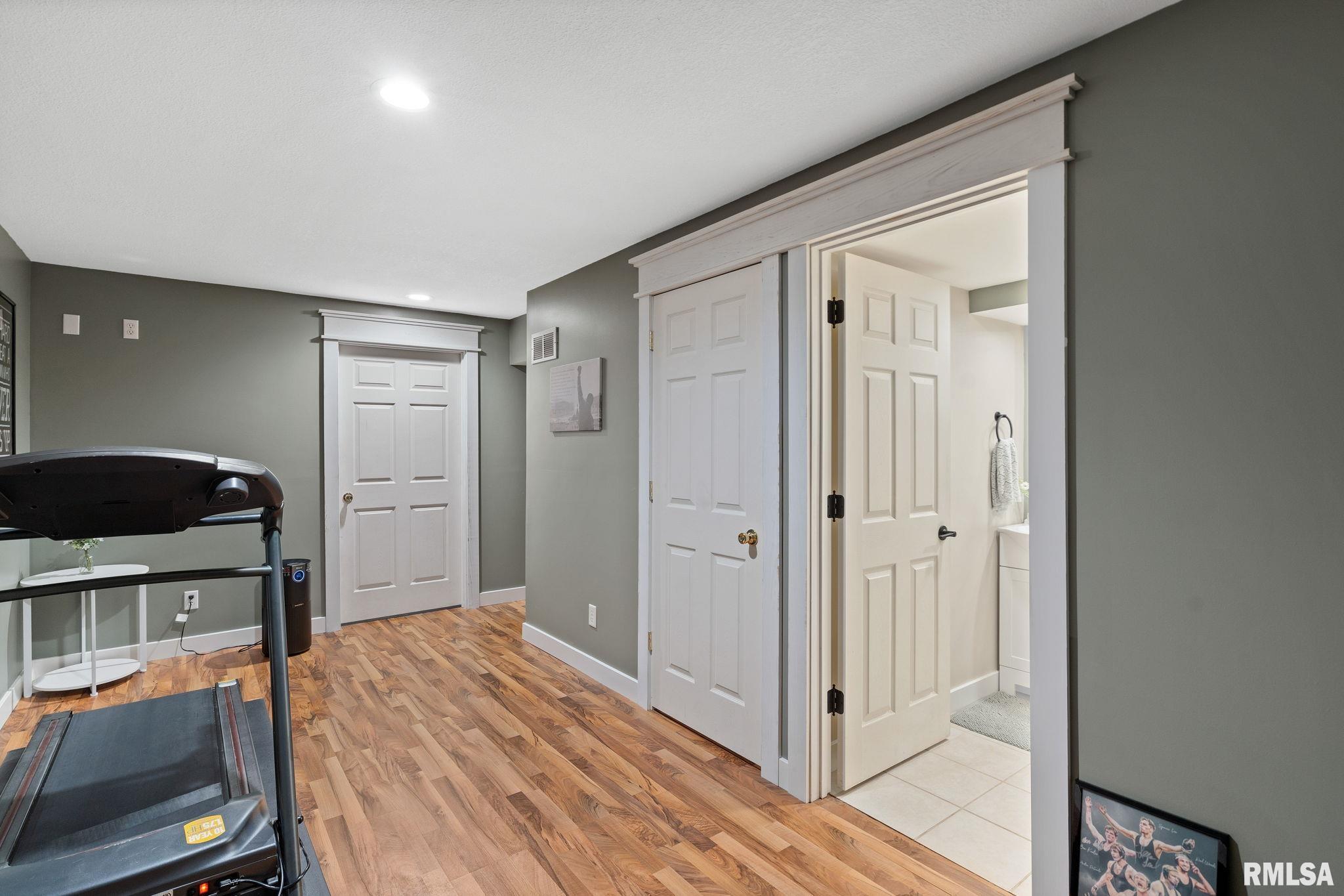 22 Jacob Drive, Eldridge, Iowa image 29