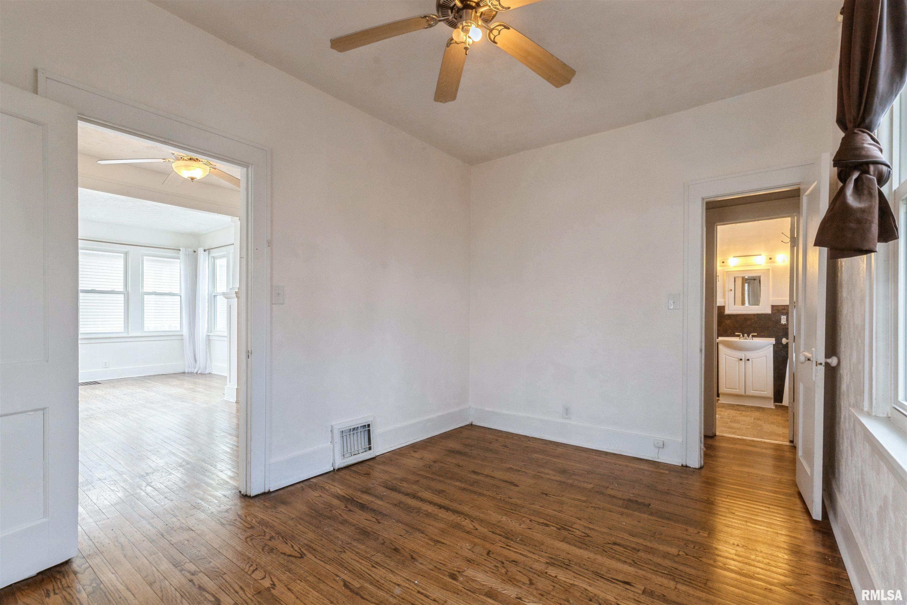 1304 38th Street, Rock Island, Illinois image 9