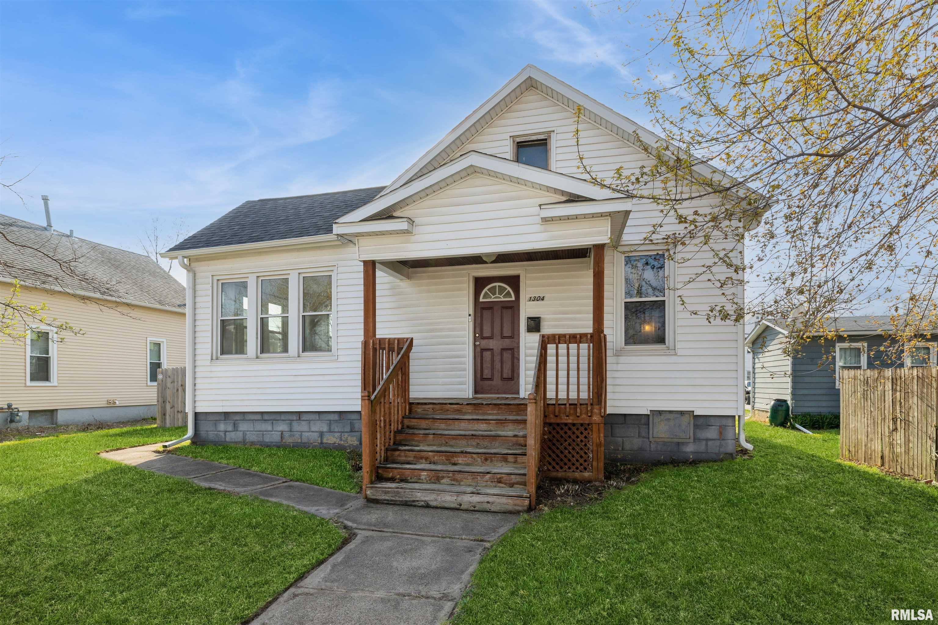 1304 38th Street, Rock Island, Illinois image 1