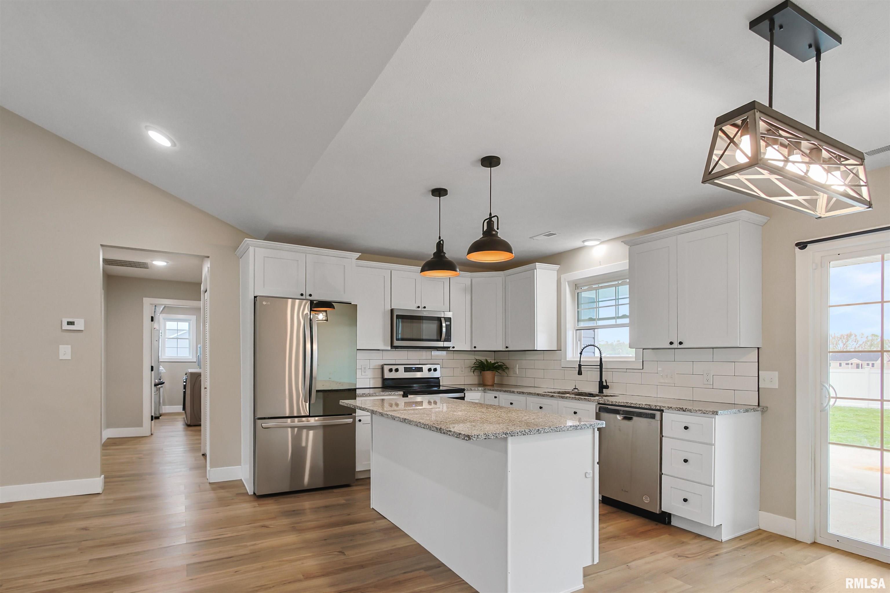 1022 Sycamore Road, Carbondale, Illinois image 11