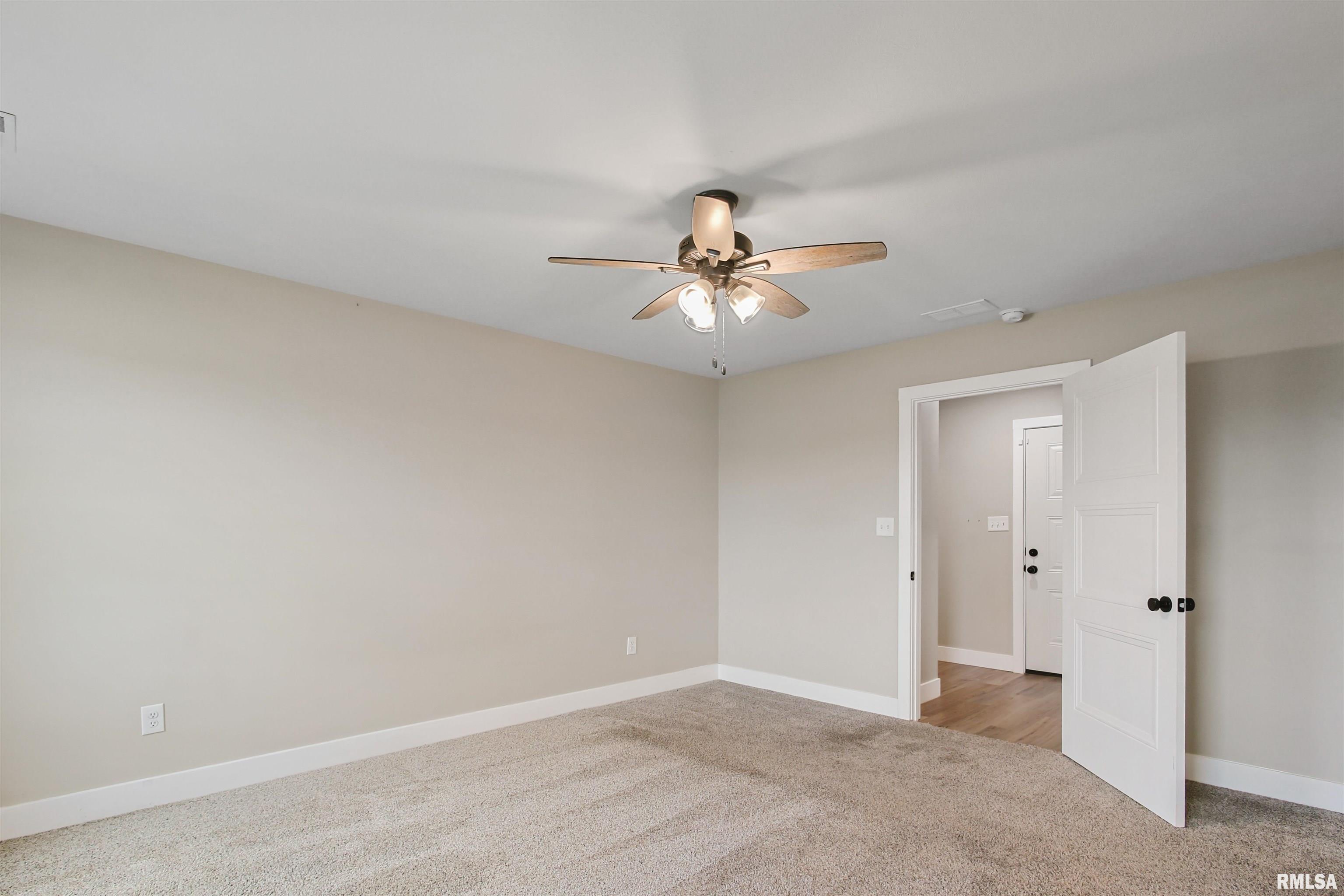 1022 Sycamore Road, Carbondale, Illinois image 20