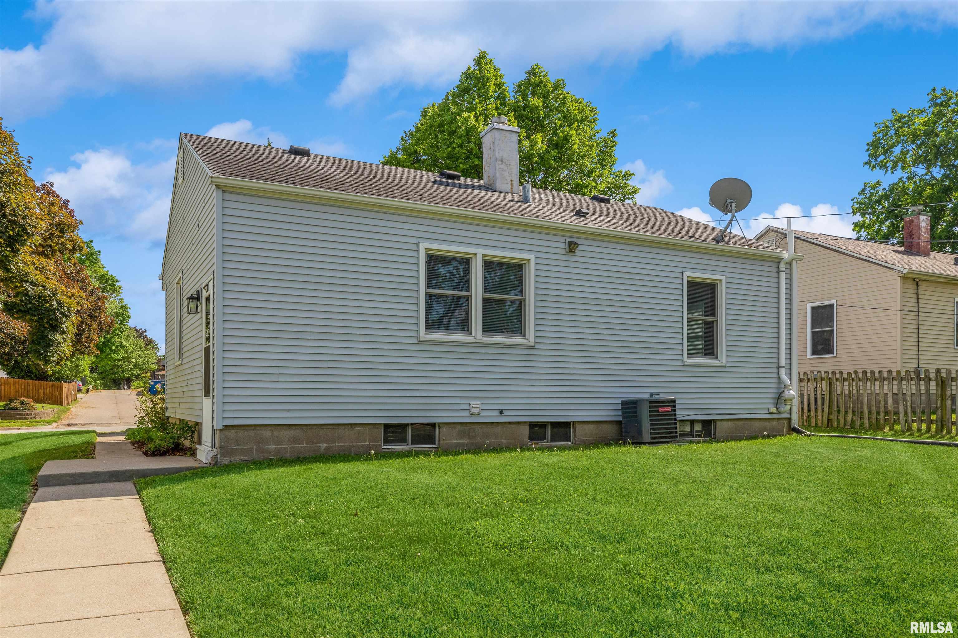 1636 W Columbia Avenue, Davenport, Iowa image 15