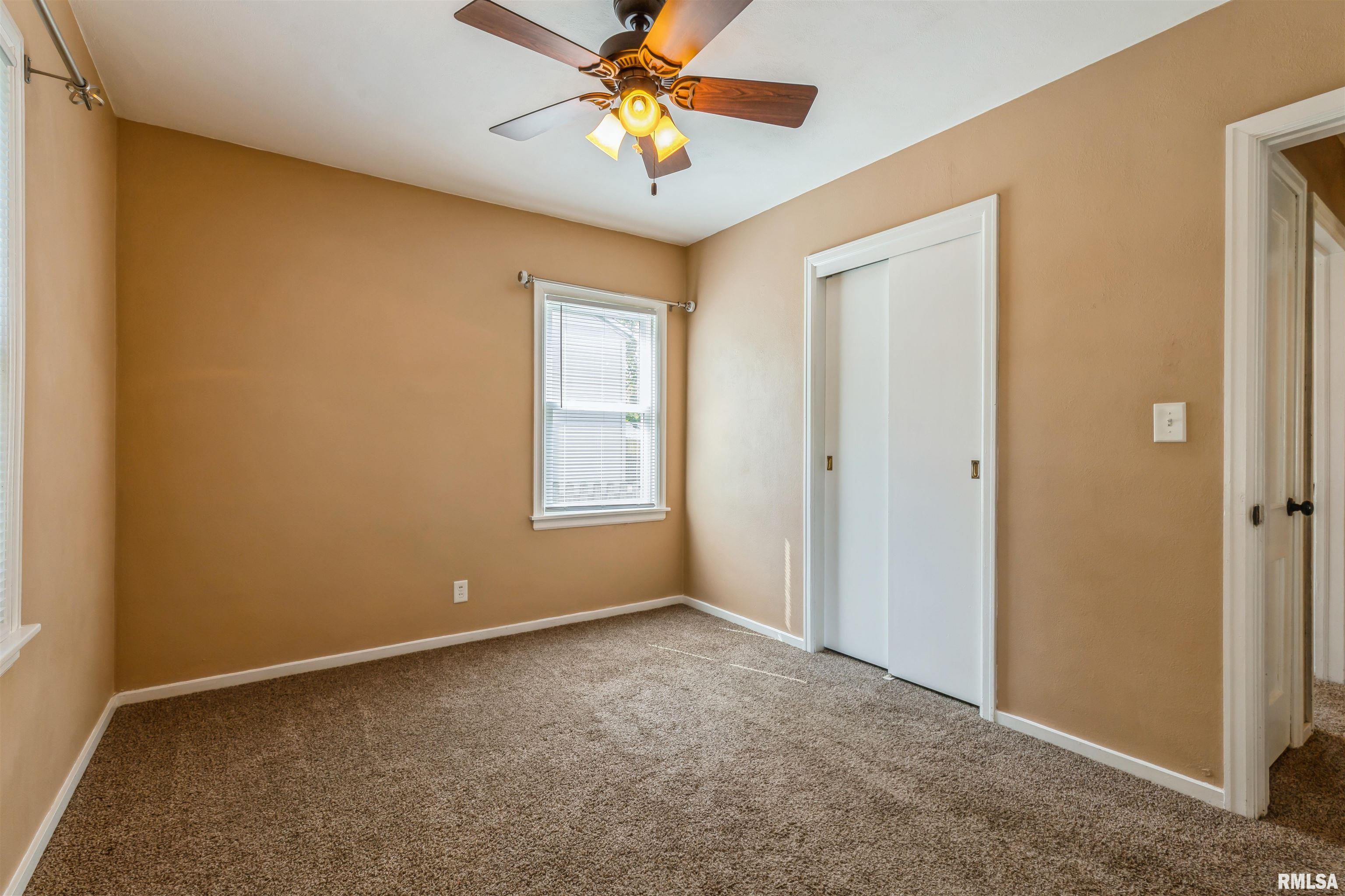 1636 W Columbia Avenue, Davenport, Iowa image 10