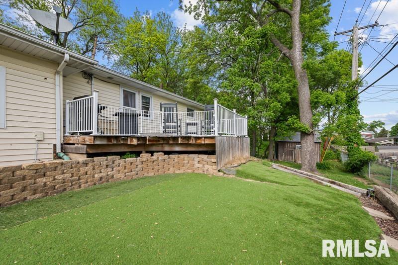 5330 33rd Avenue, Moline, Illinois image 36