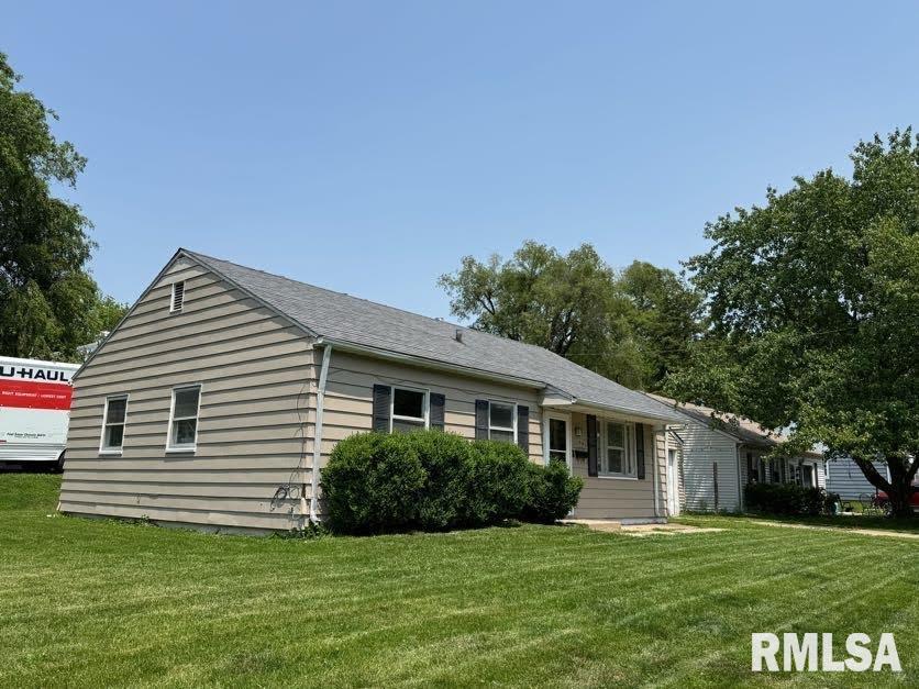 831 W Bartlett Court, Peoria, Illinois image 2