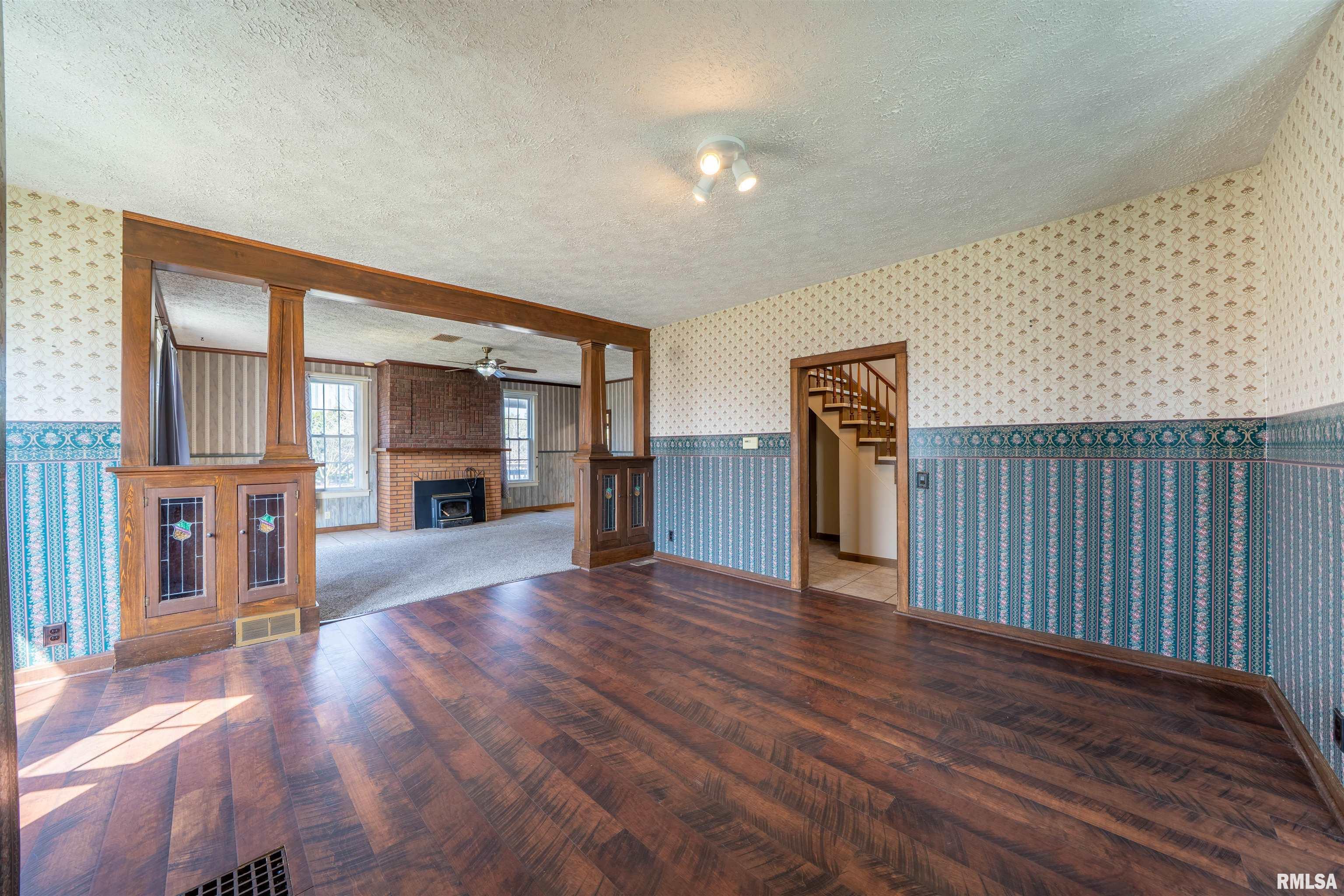 100 N Division Street, Stanford, Illinois image 7