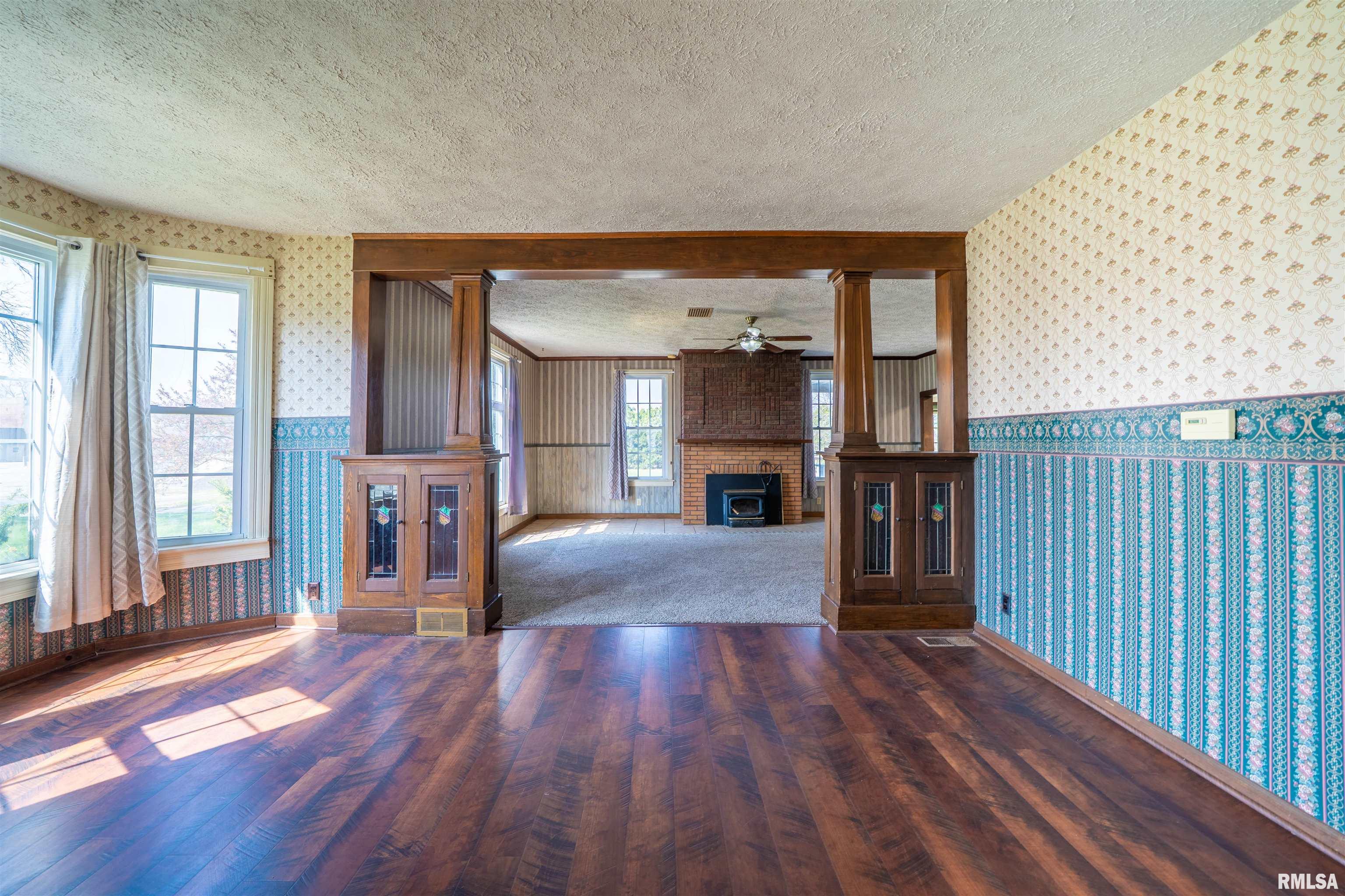 100 N Division Street, Stanford, Illinois image 10