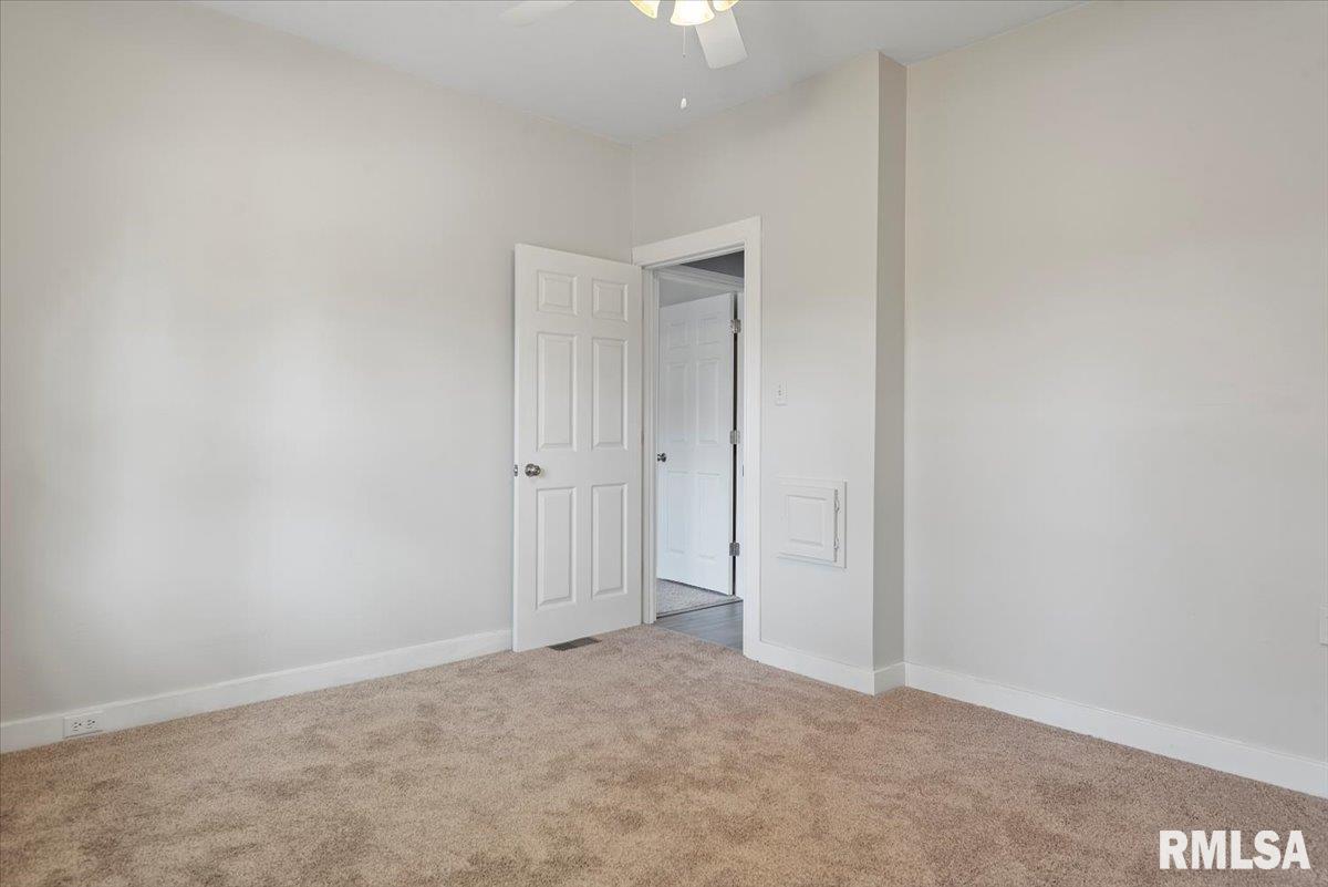 406 W Maple Avenue, Auburn, Illinois image 21