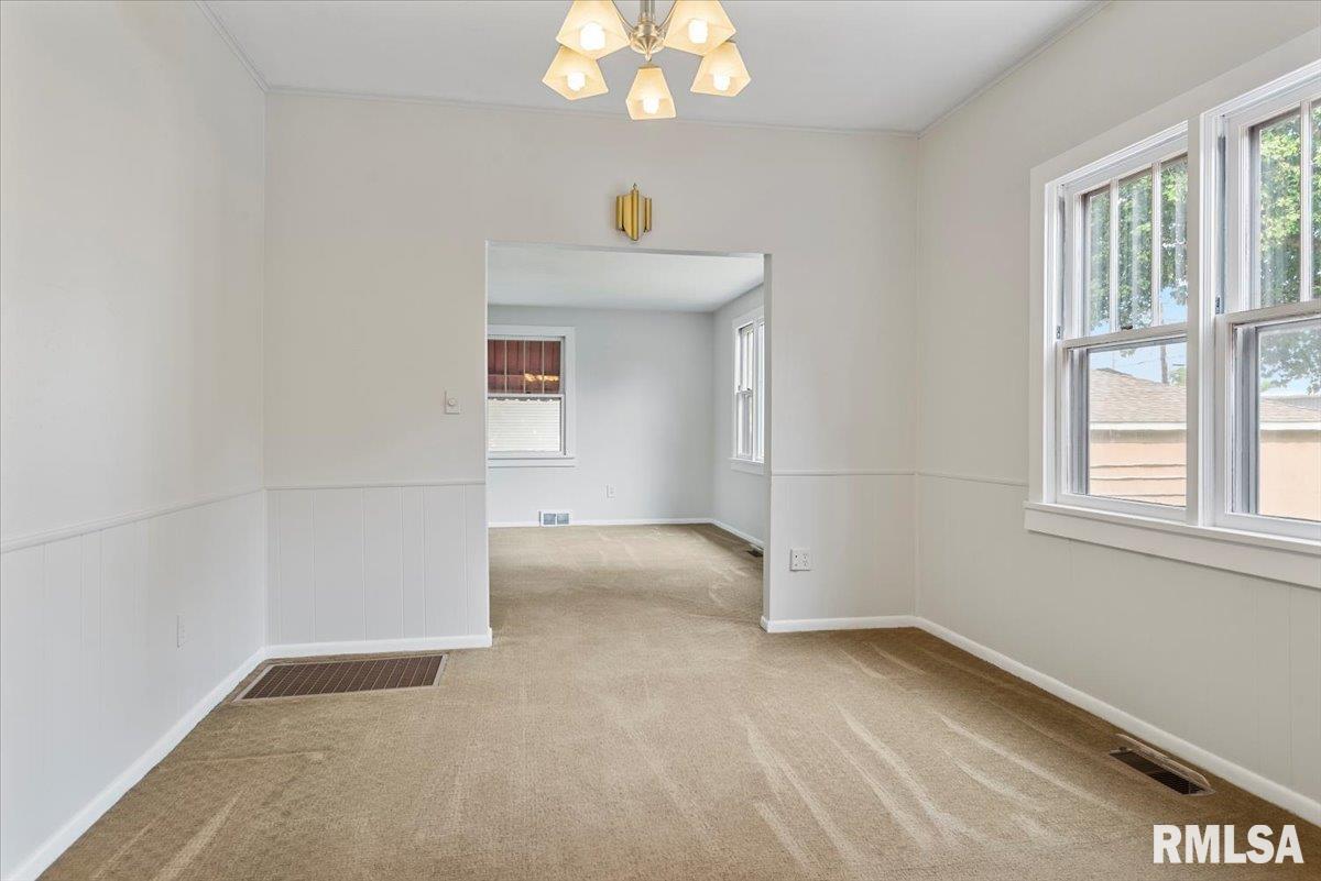 406 W Maple Avenue, Auburn, Illinois image 13