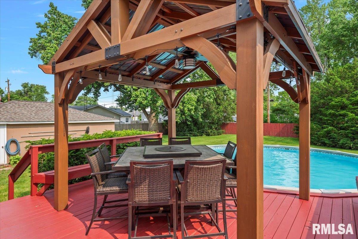 406 W Maple Avenue, Auburn, Illinois image 32