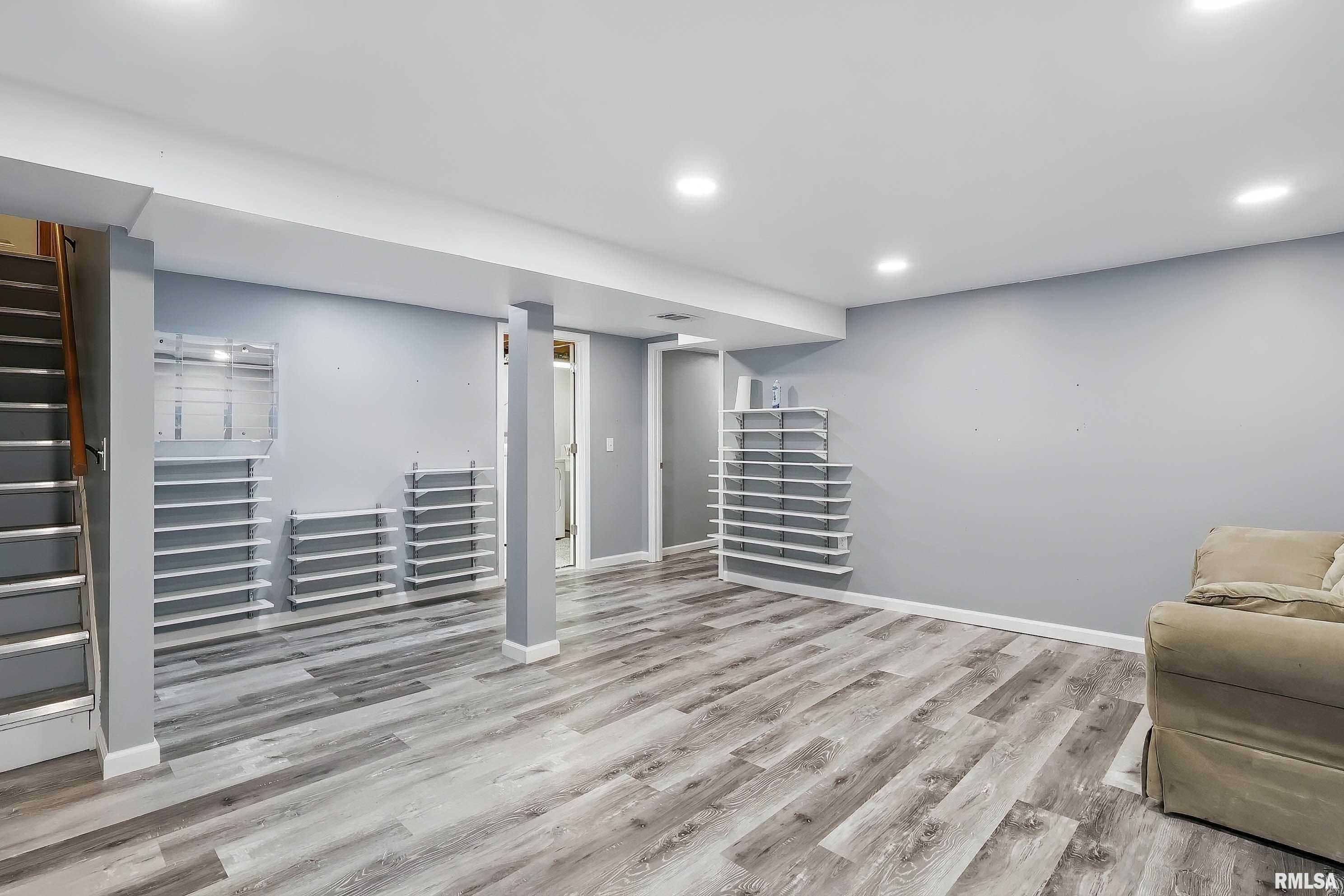 5019 N Ripley Street, Davenport, Iowa image 20