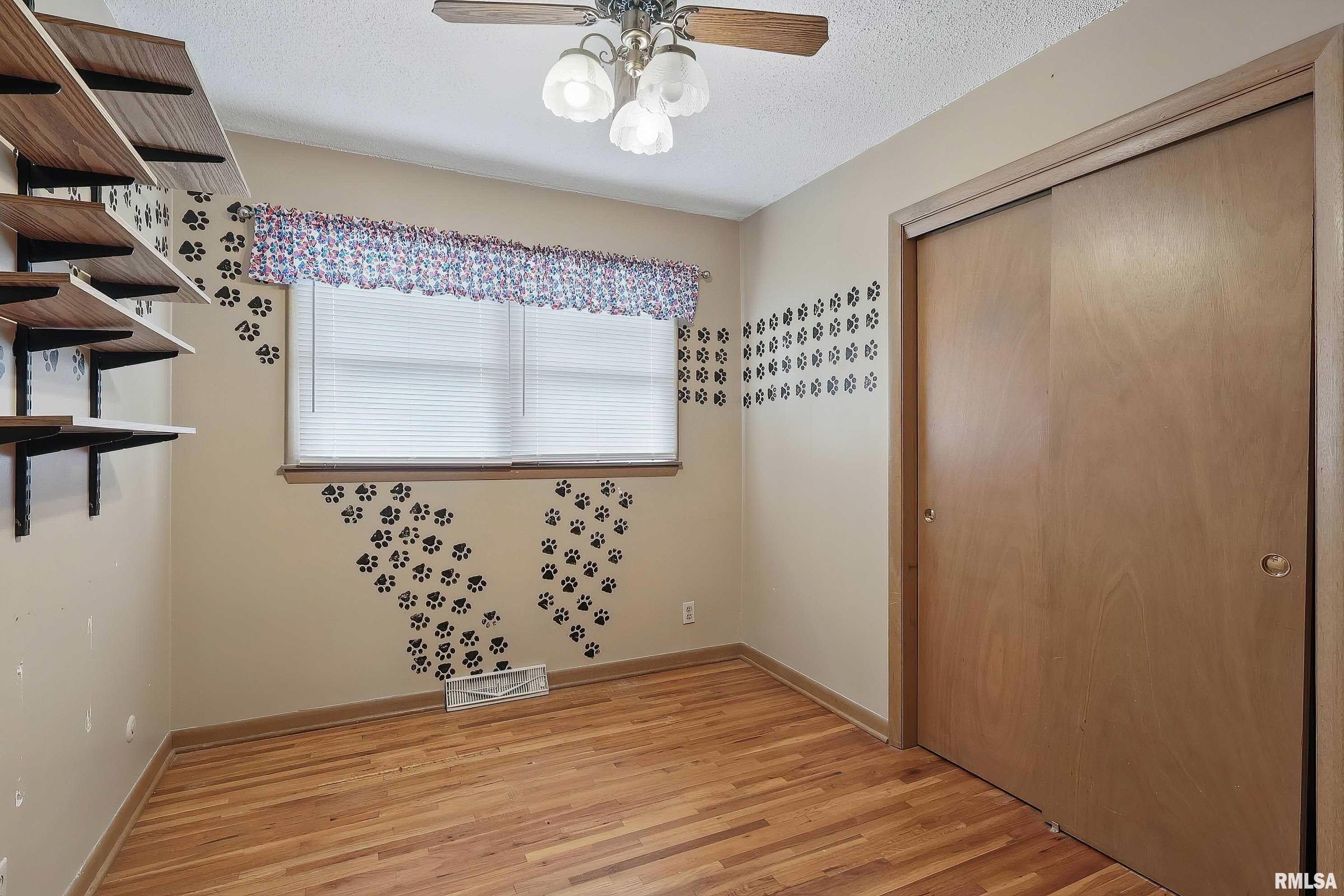 5019 N Ripley Street, Davenport, Iowa image 17