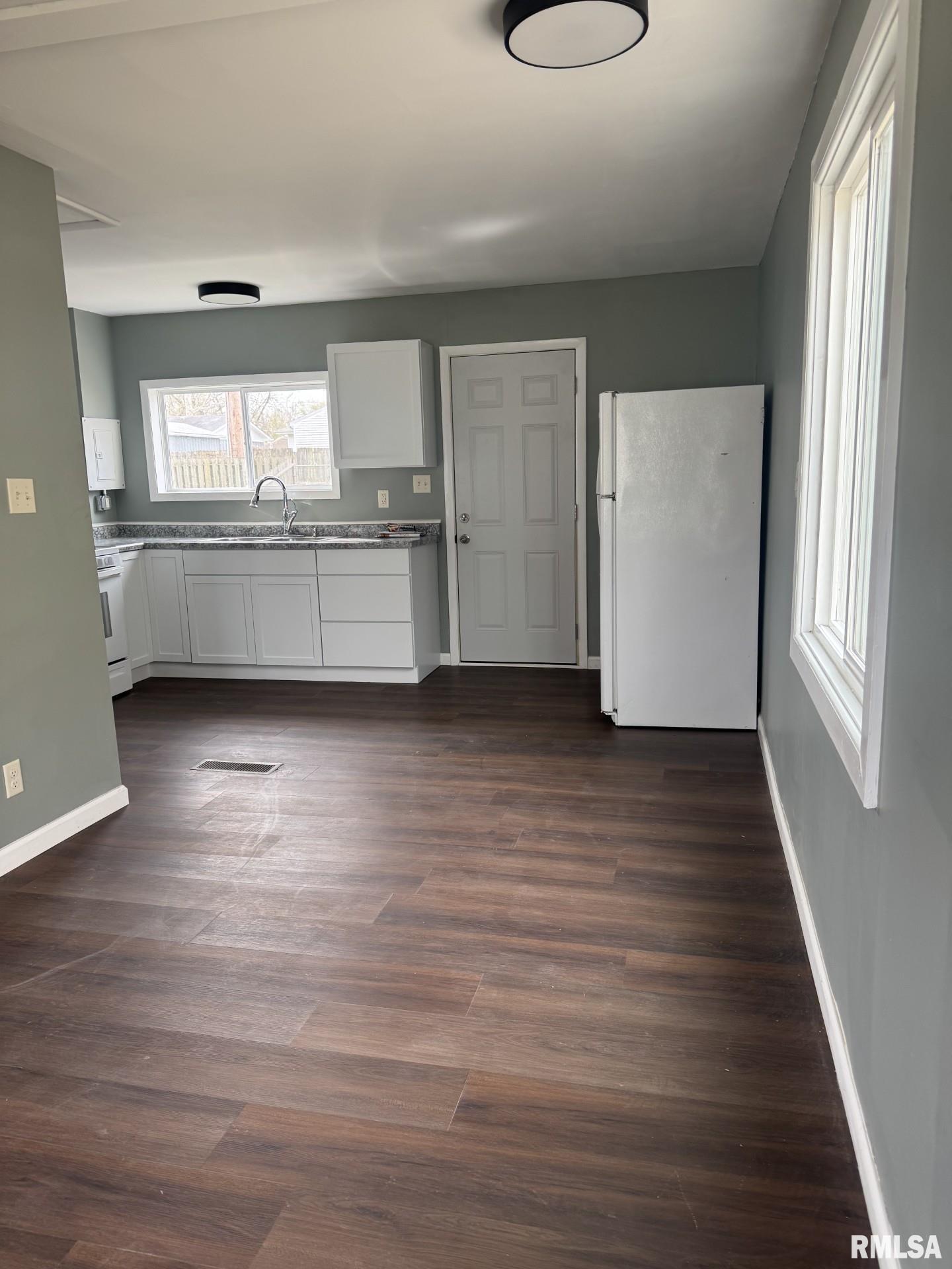 2418 Wilshire Road, Springfield, Illinois image 18