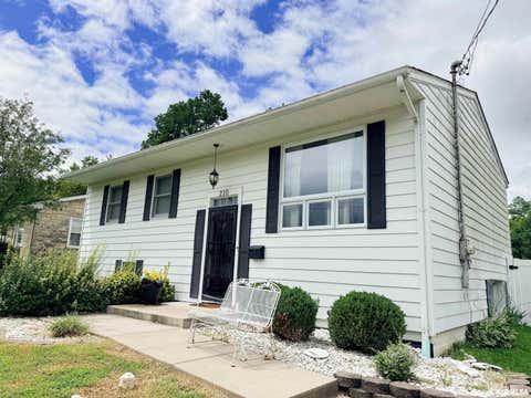 Homes For Sale - 210 Peach Drive<br/> Anna, IL 62906