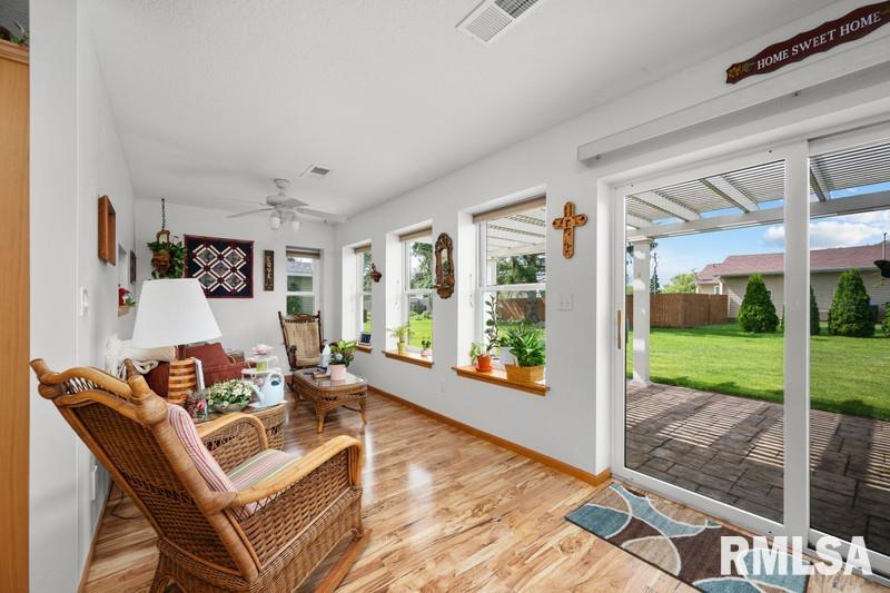 105 Blackhawk Avenue, Milan, Illinois image 10