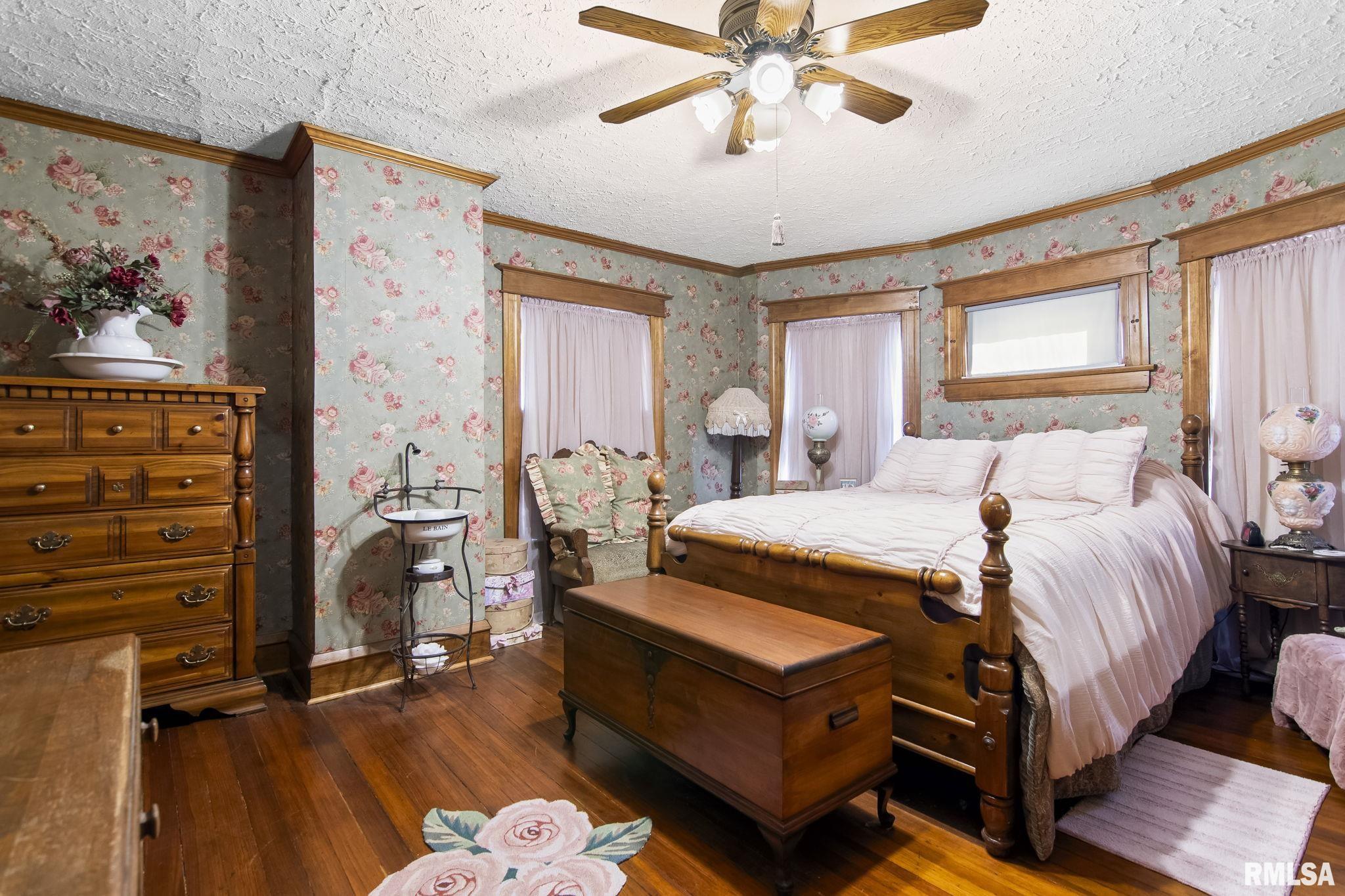 801 W Main Cross Street, Taylorville, Illinois image 26