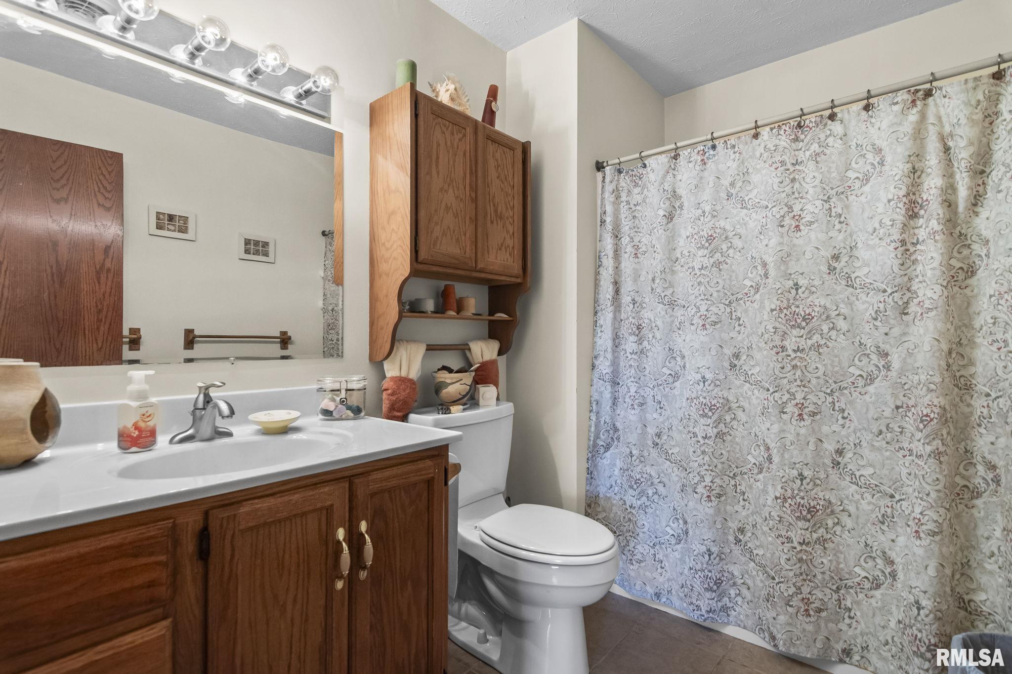 2800 Wellington Drive, Springfield, Illinois image 31