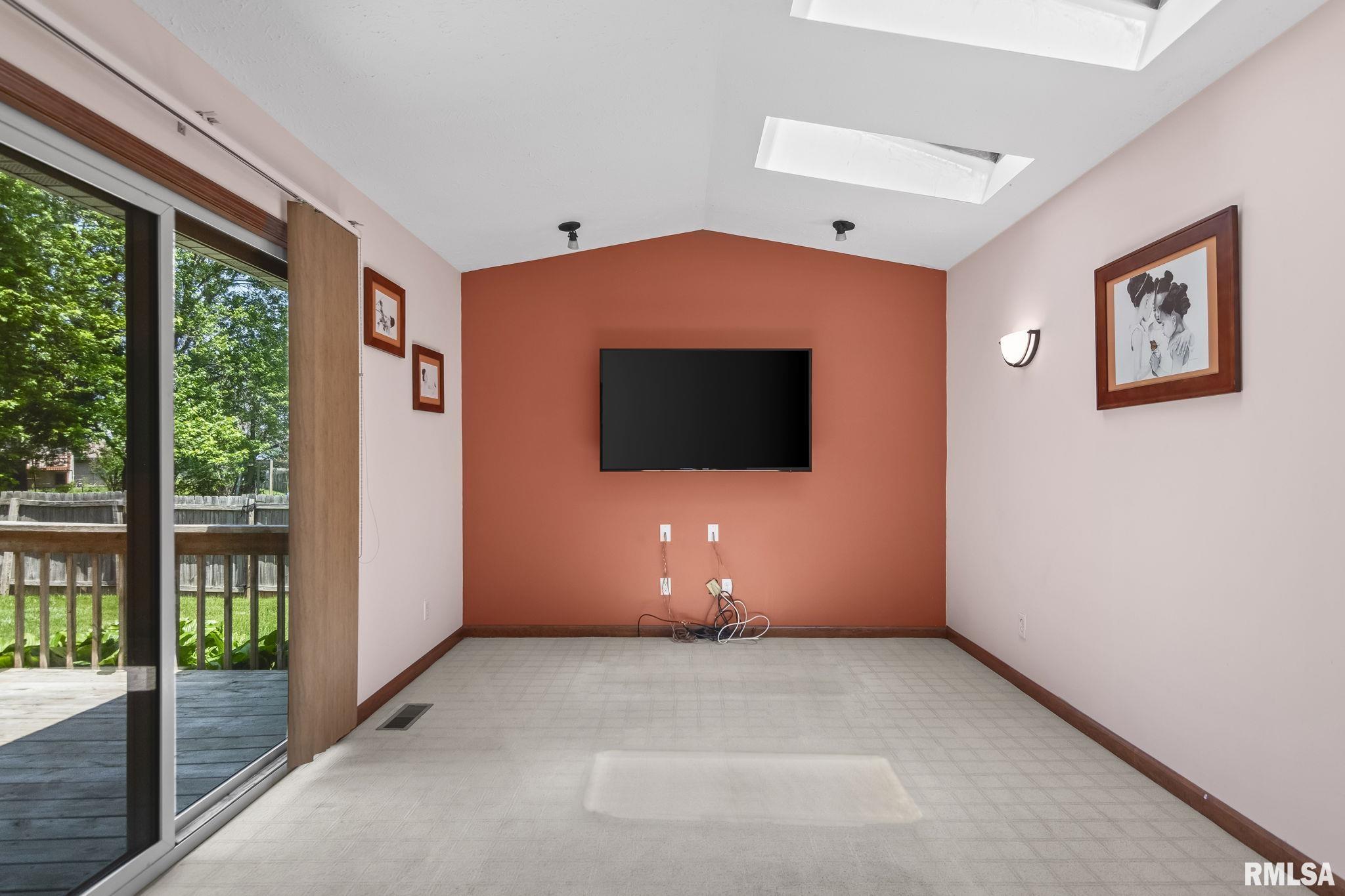 2800 Wellington Drive, Springfield, Illinois image 20