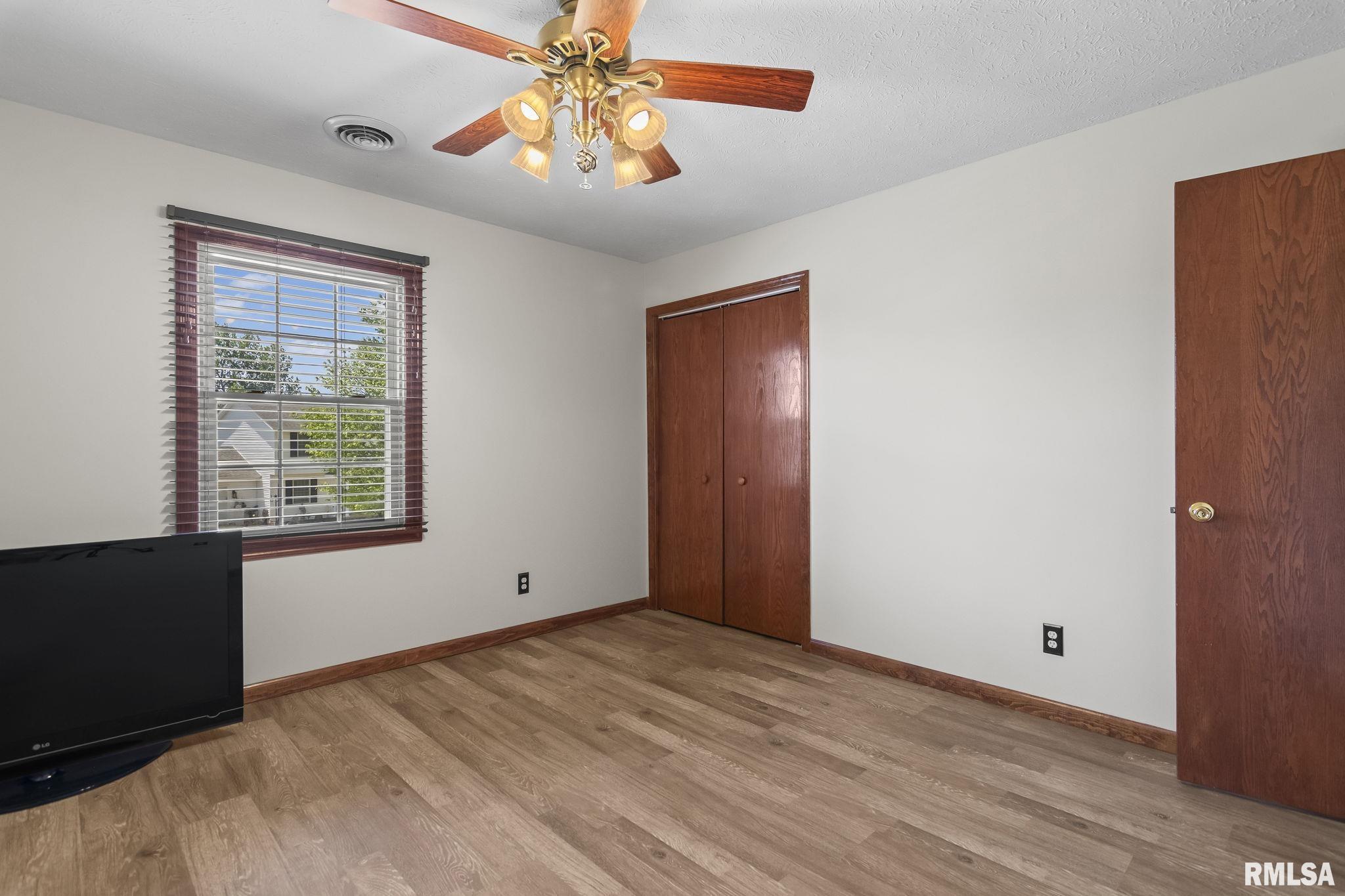 2800 Wellington Drive, Springfield, Illinois image 28