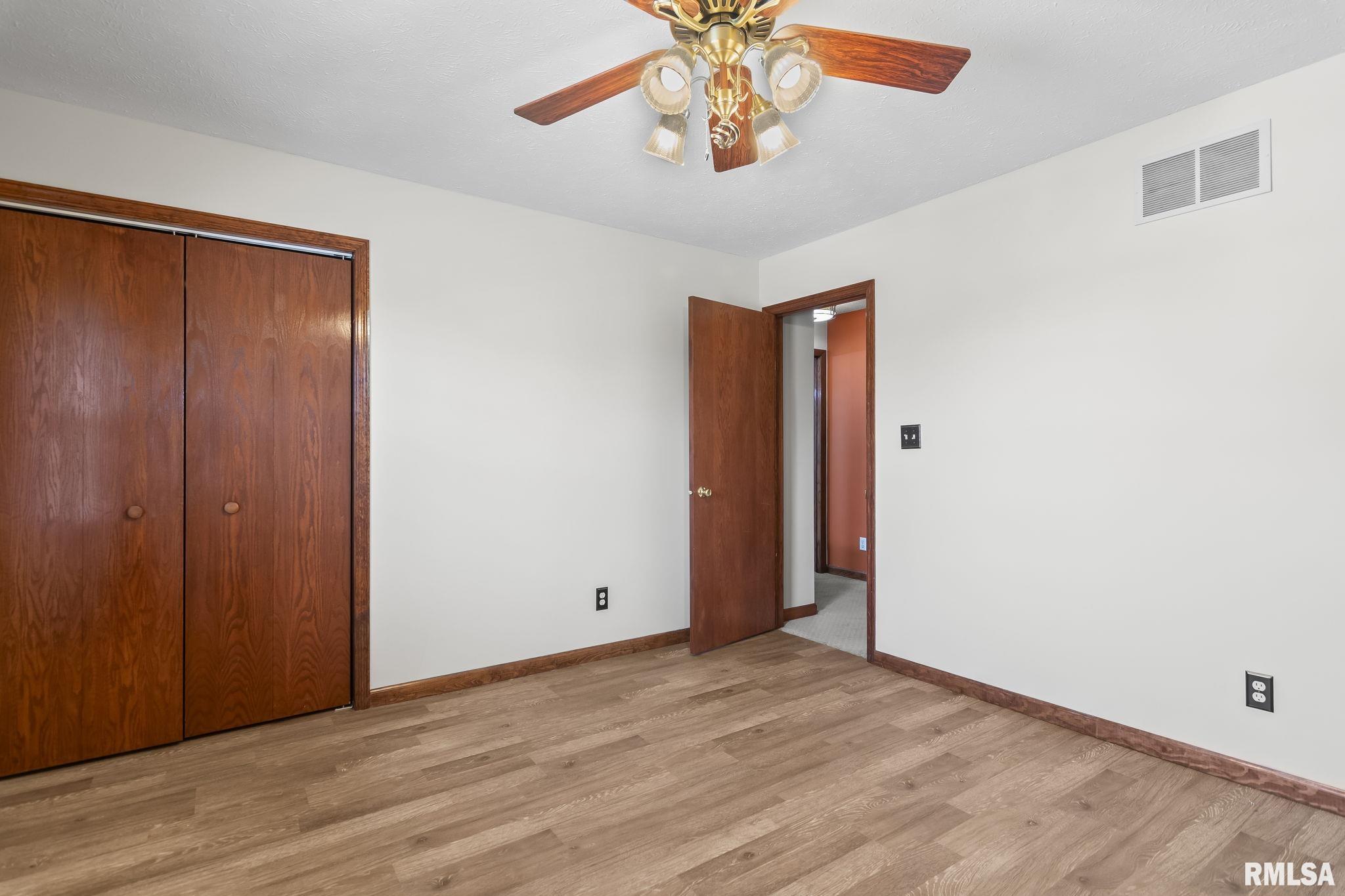 2800 Wellington Drive, Springfield, Illinois image 30