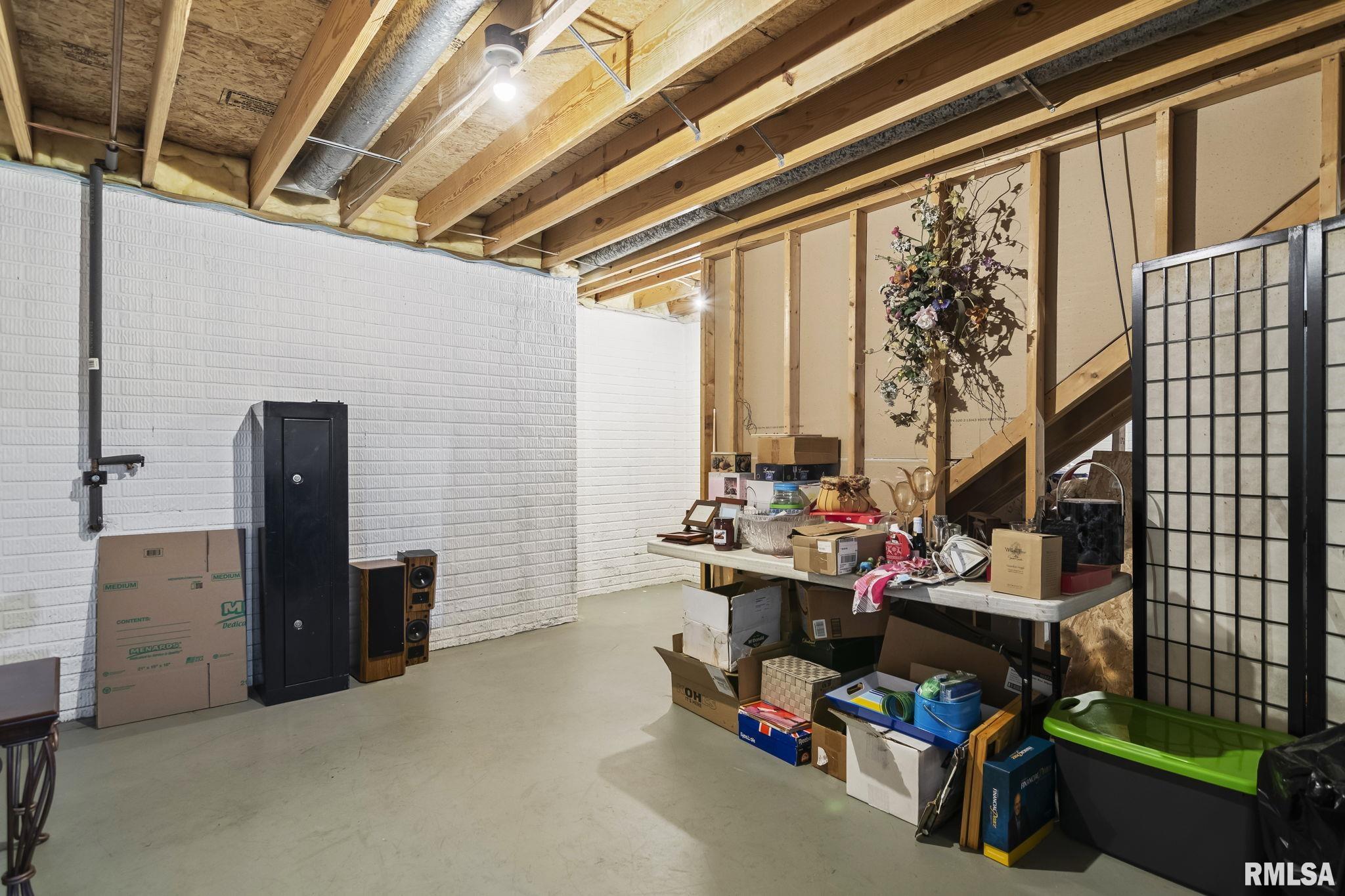 2800 Wellington Drive, Springfield, Illinois image 35