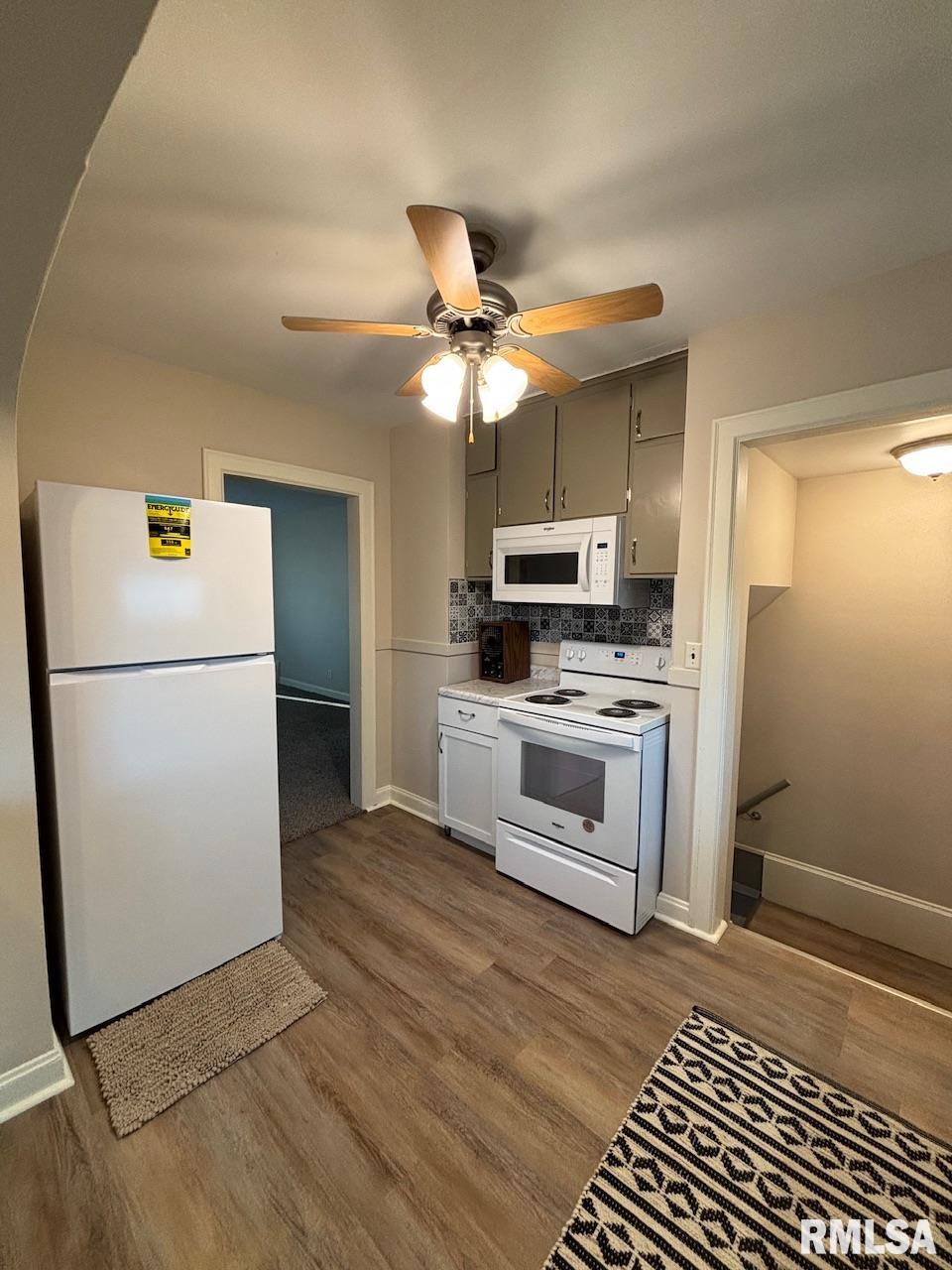 2349 Grove Street, Davenport, Iowa image 16