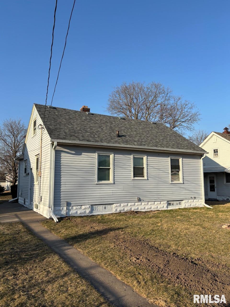 2349 Grove Street, Davenport, Iowa image 3