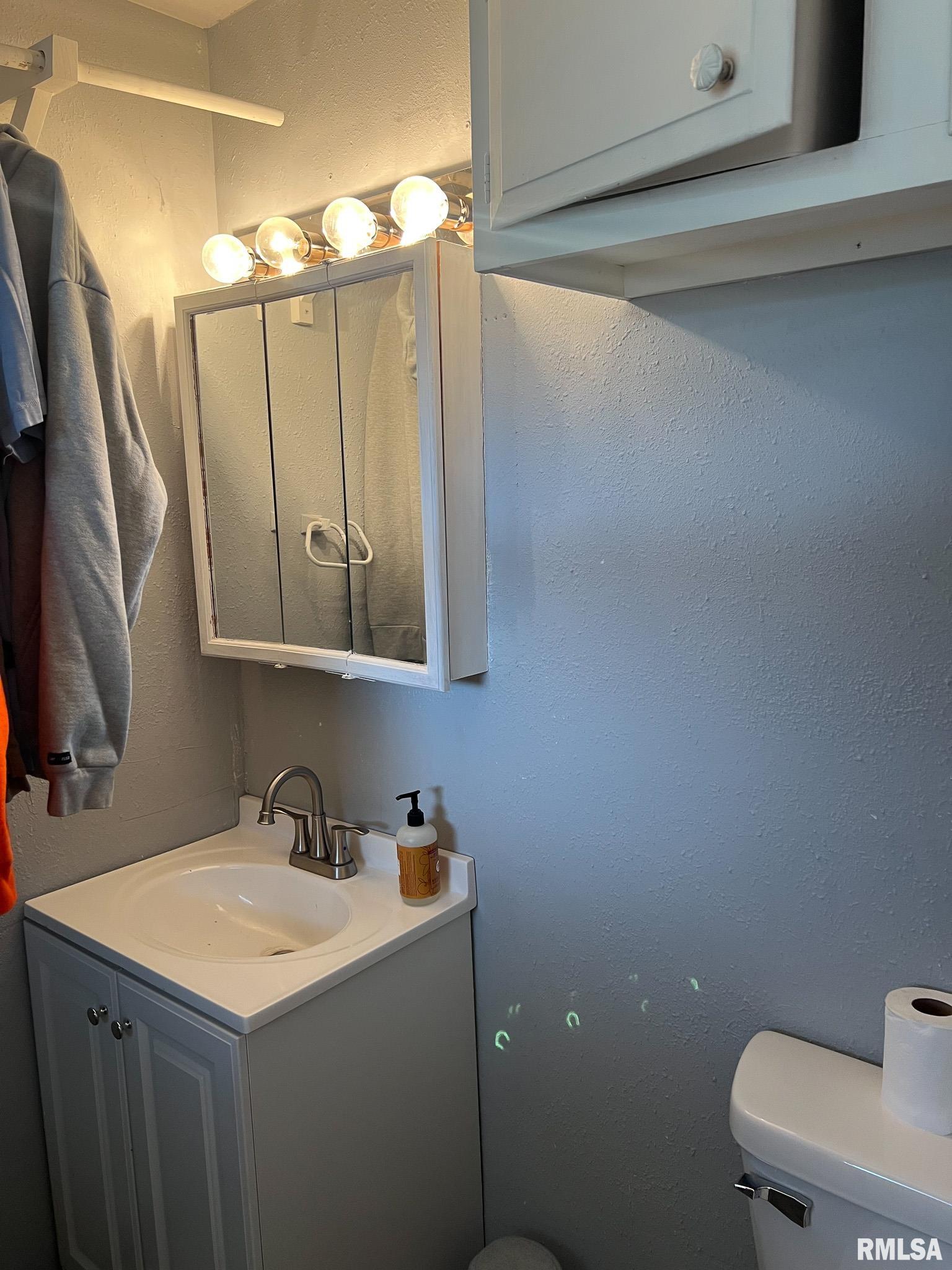 14720 N Grandview Drive, Chillicothe, Illinois image 35