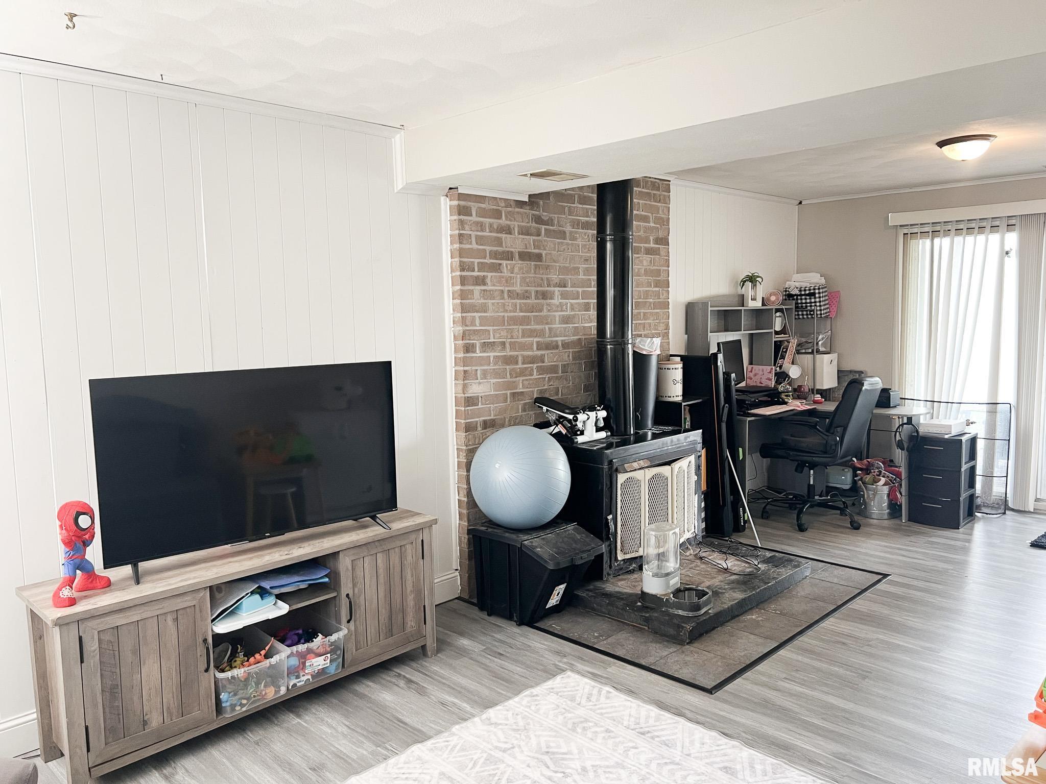 14720 N Grandview Drive, Chillicothe, Illinois image 33