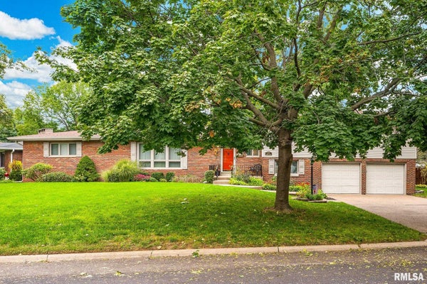 6009 N TRENTON LN, PEORIA, IL 61614 - Image 2ac9ef76cd92829ab556a86ff72a2ff4/2658005120