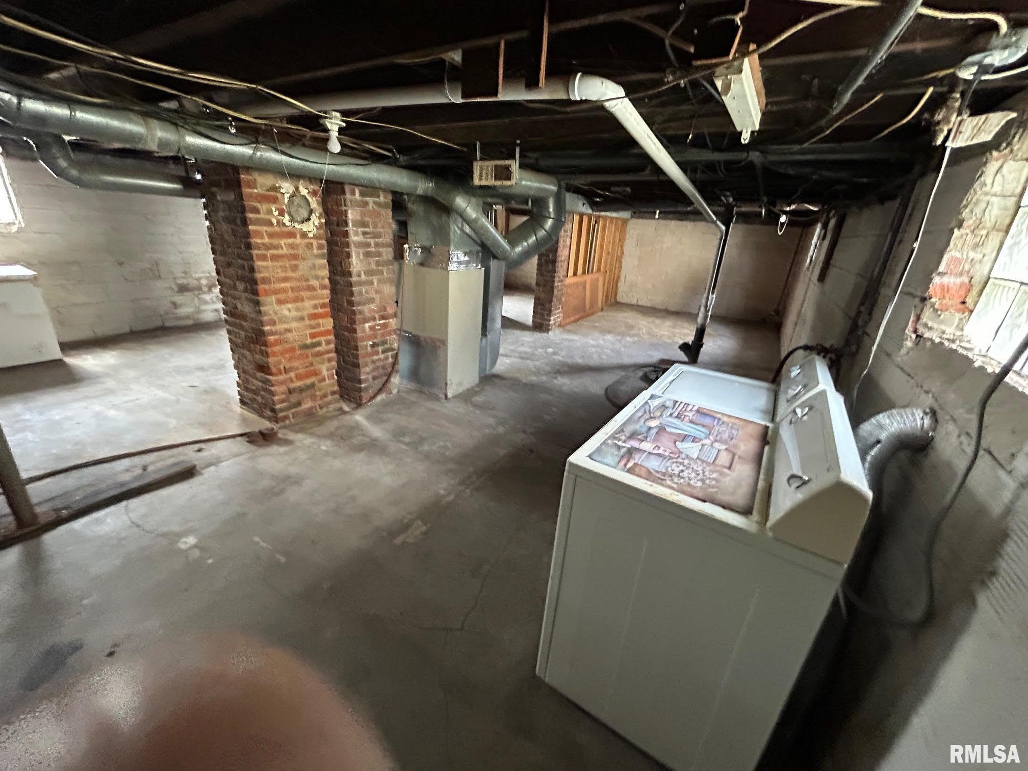 1020 N Walnut Street, Springfield, Illinois image 10