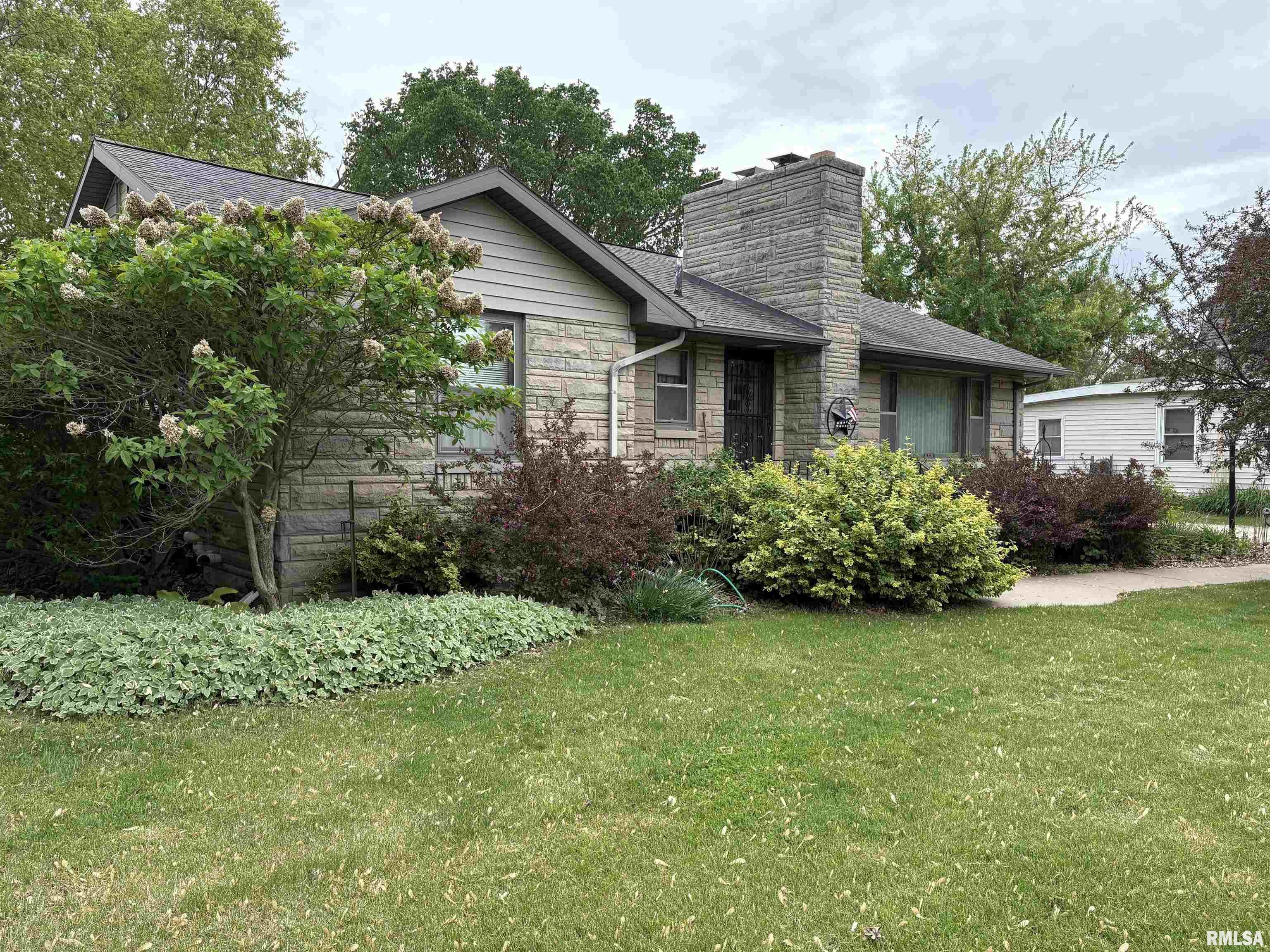 312 E Clay Street, Brimfield, Illinois image 2