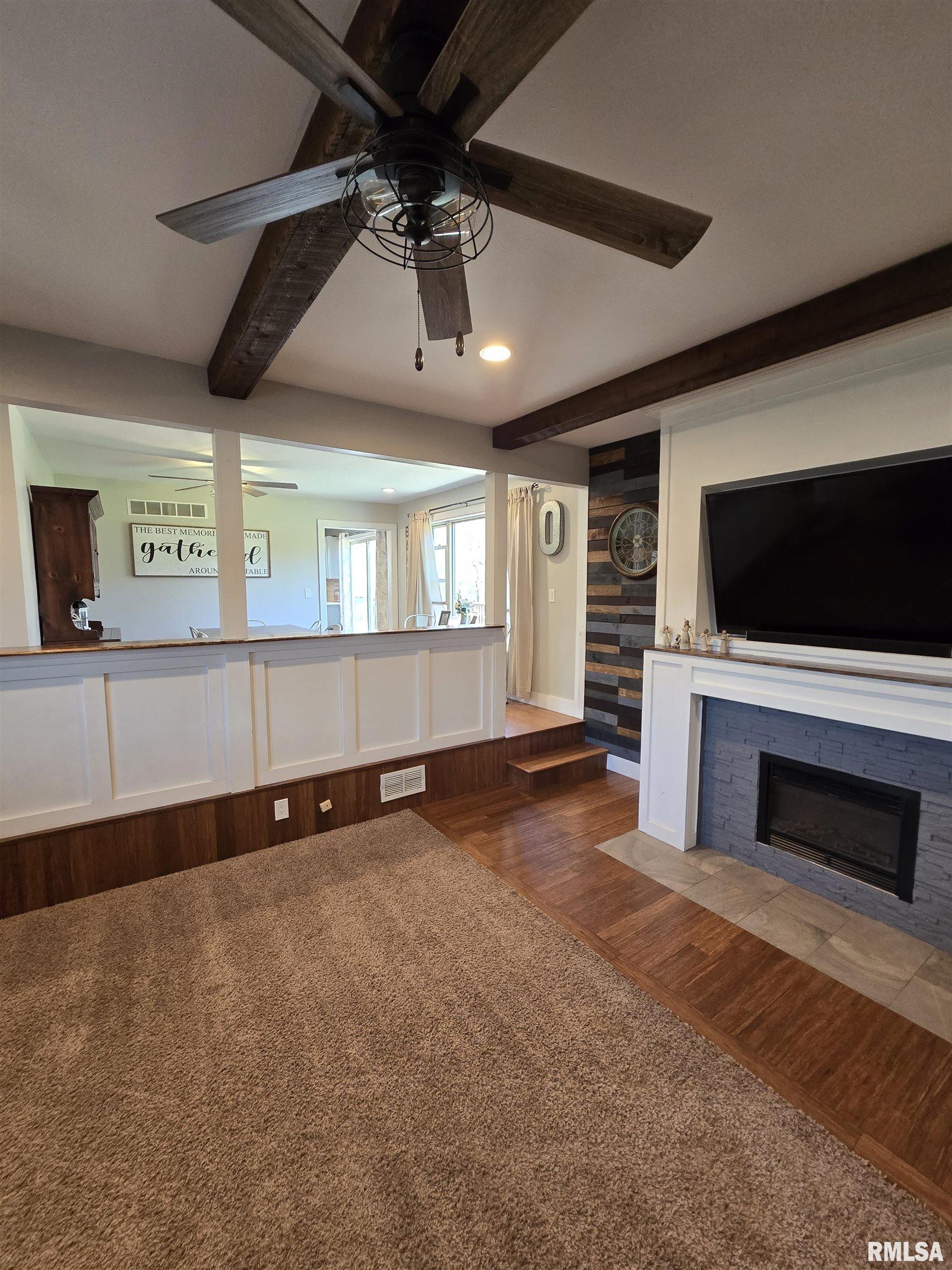 192 Brentwood Circle, Dahinda, Illinois image 6