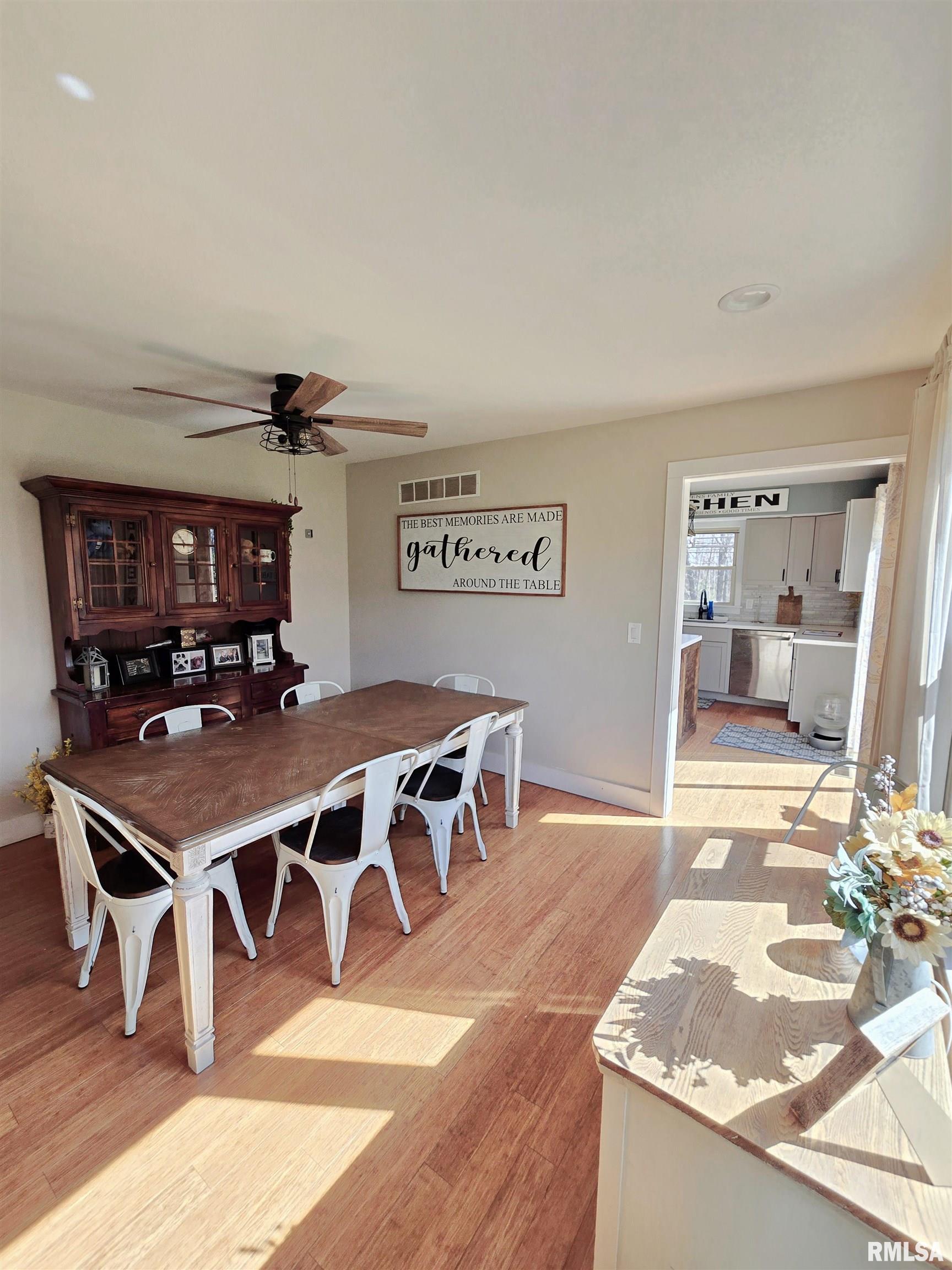 192 Brentwood Circle, Dahinda, Illinois image 12