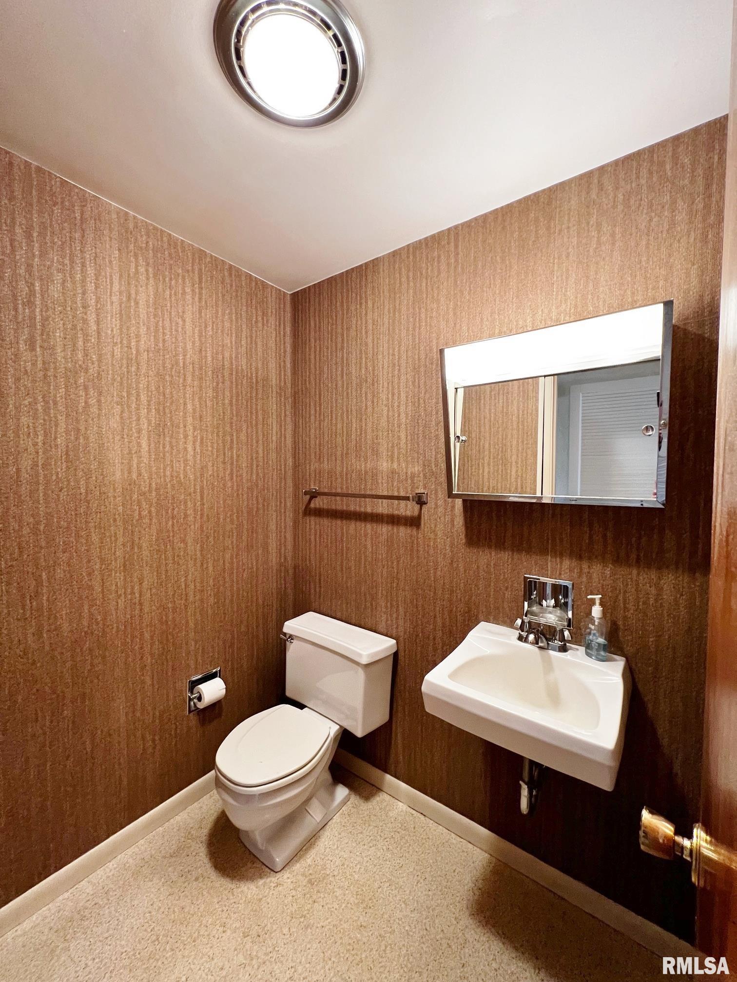 1717 W Pinewood Place, Peoria, Illinois image 29