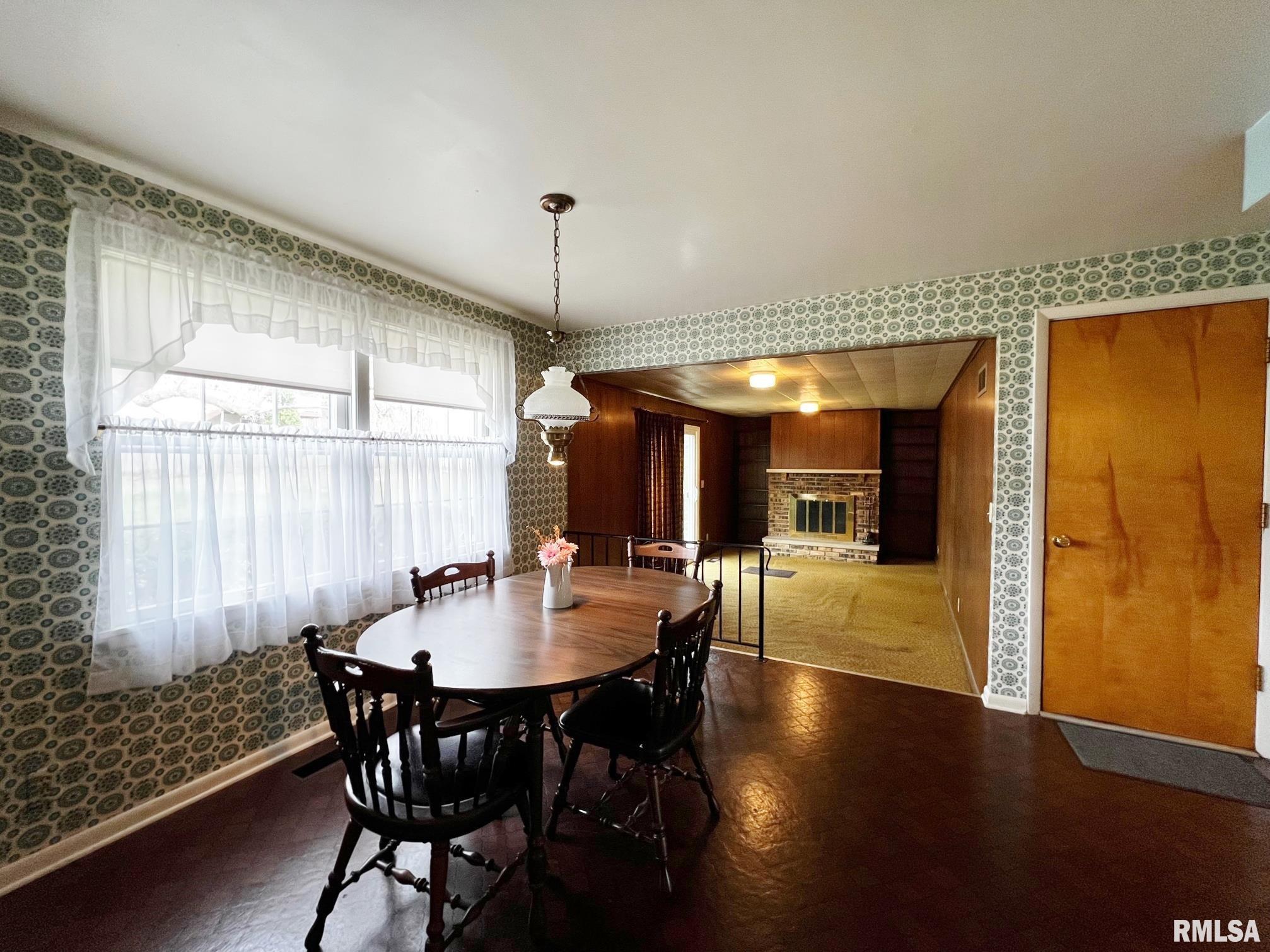 1717 W Pinewood Place, Peoria, Illinois image 24
