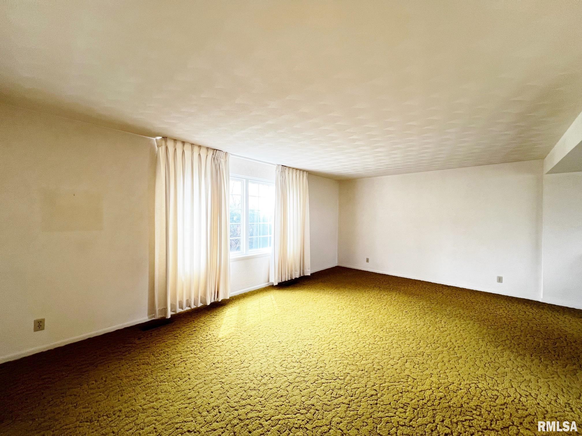 1717 W Pinewood Place, Peoria, Illinois image 14