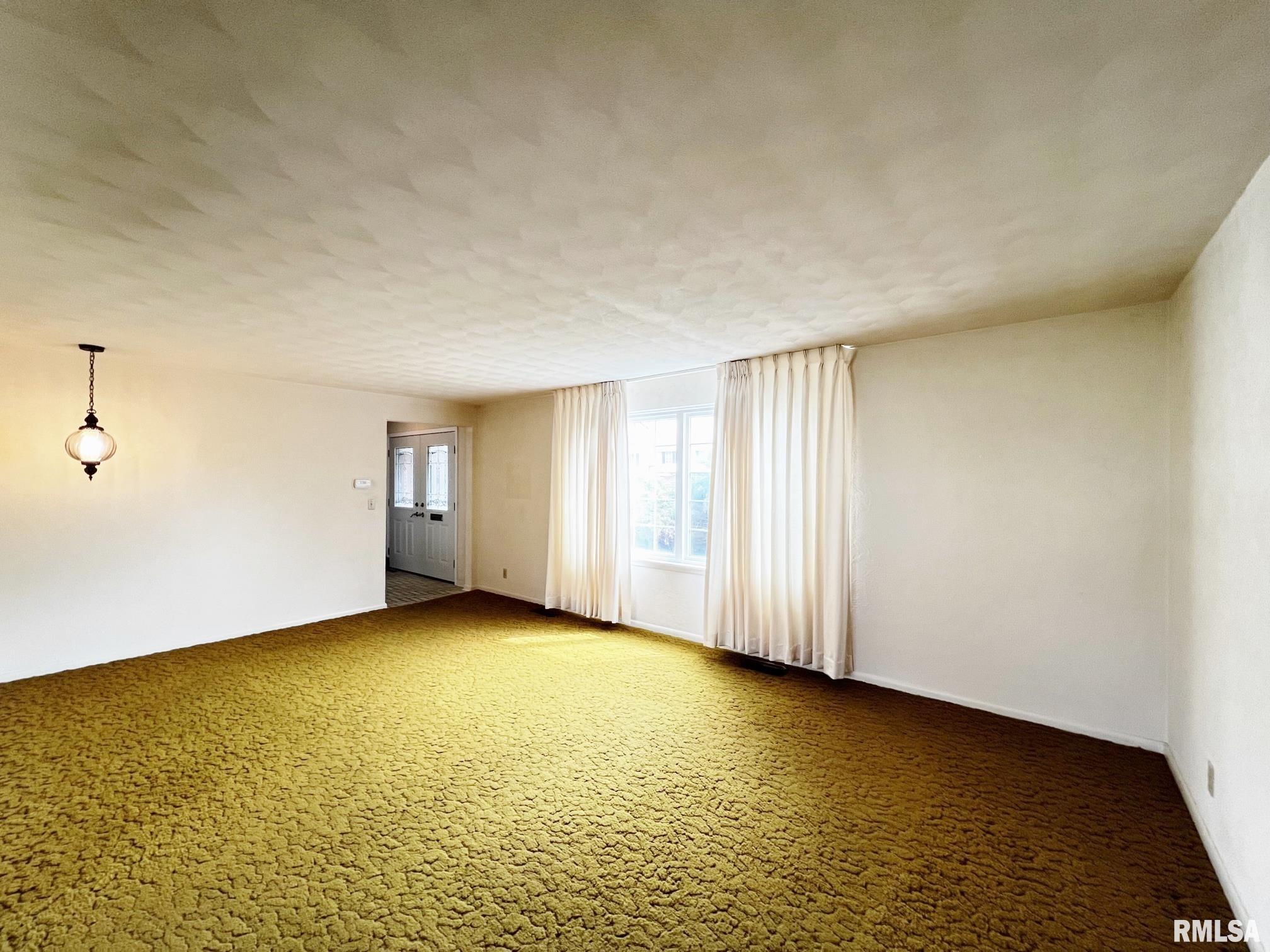 1717 W Pinewood Place, Peoria, Illinois image 13
