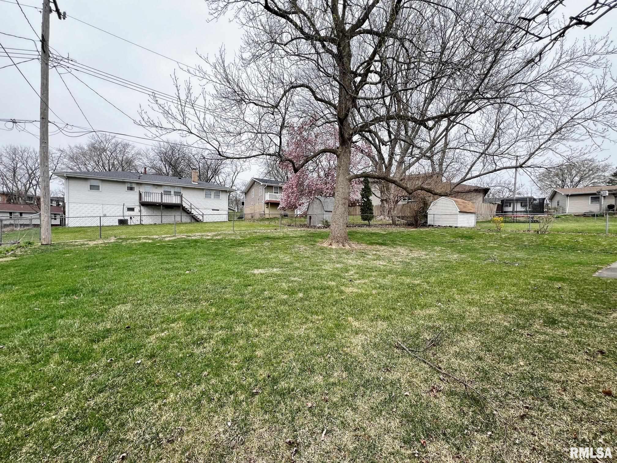 1717 W Pinewood Place, Peoria, Illinois image 9