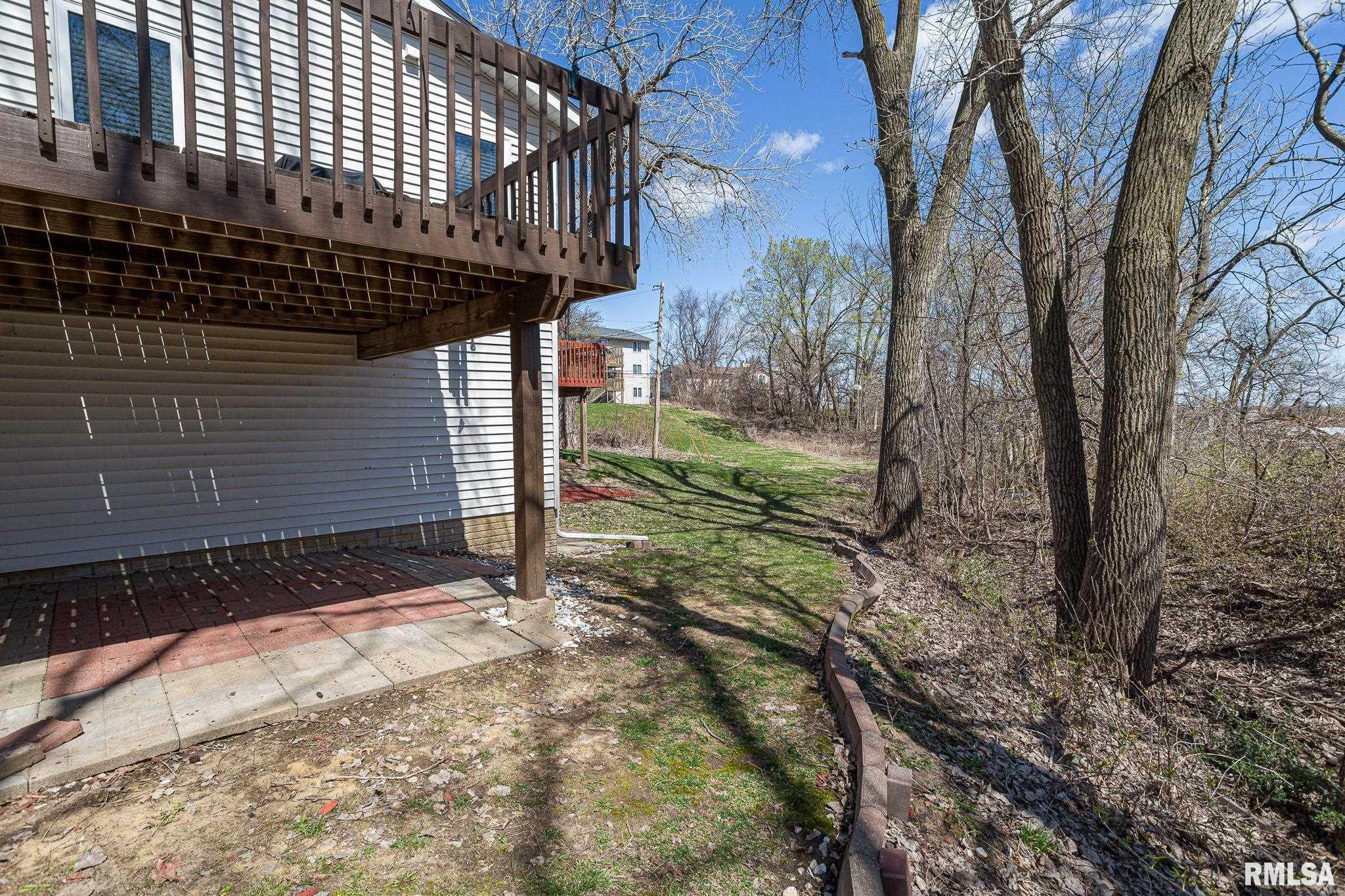 895 Pius Lane, Bettendorf, Iowa image 37