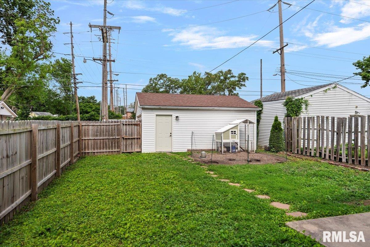 2073 S 4th Street, Springfield, Illinois image 28